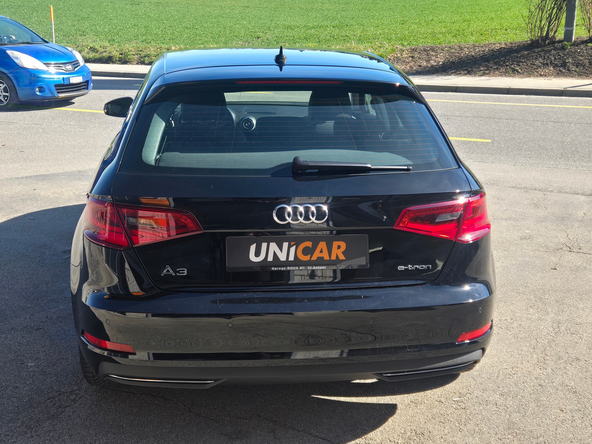 AUDI A3 Sportback 1.4 e-tron Ambition S-tronic-image-4