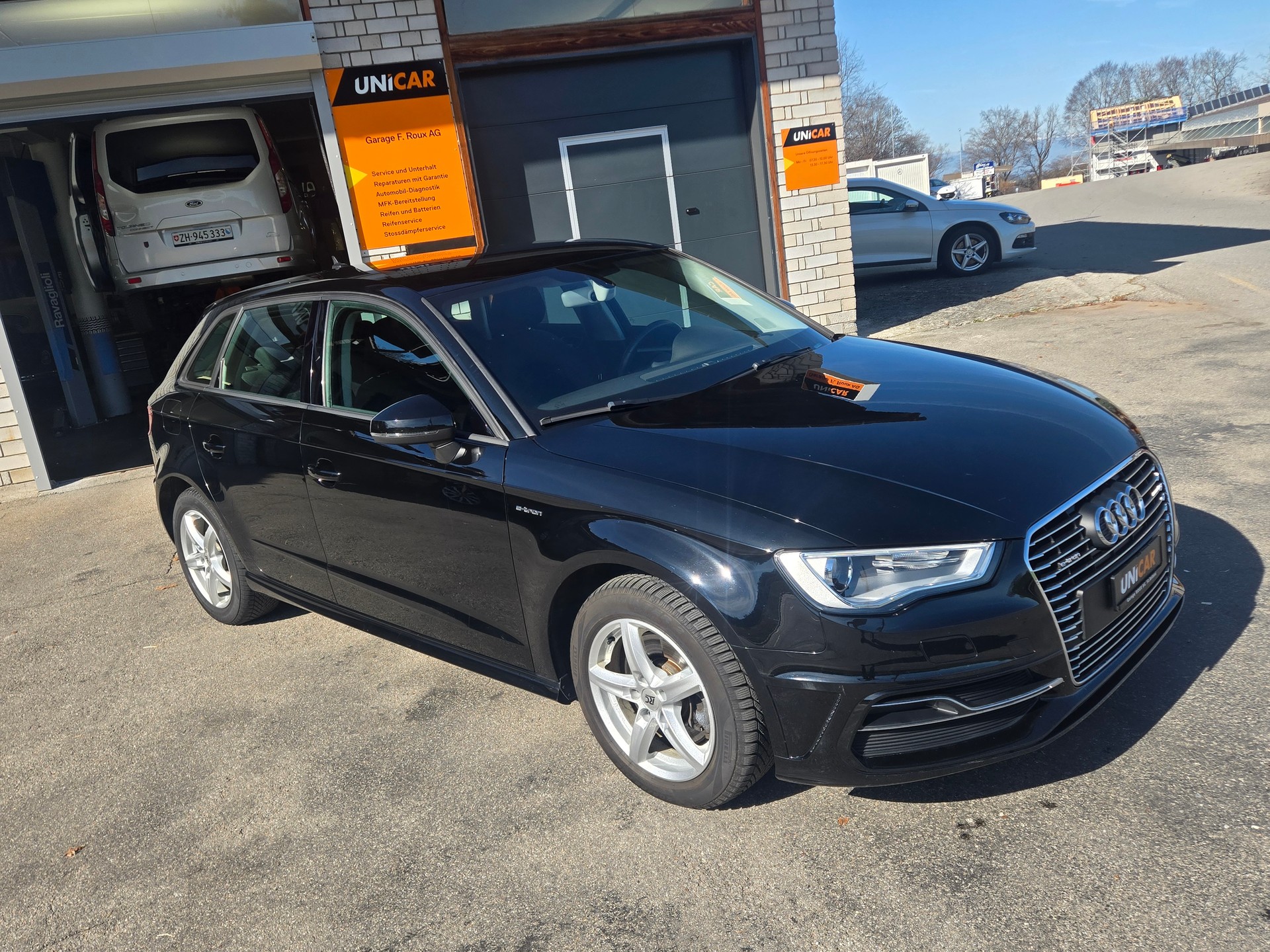 AUDI A3 Sportback 1.4 e-tron Ambition S-tronic-image-7