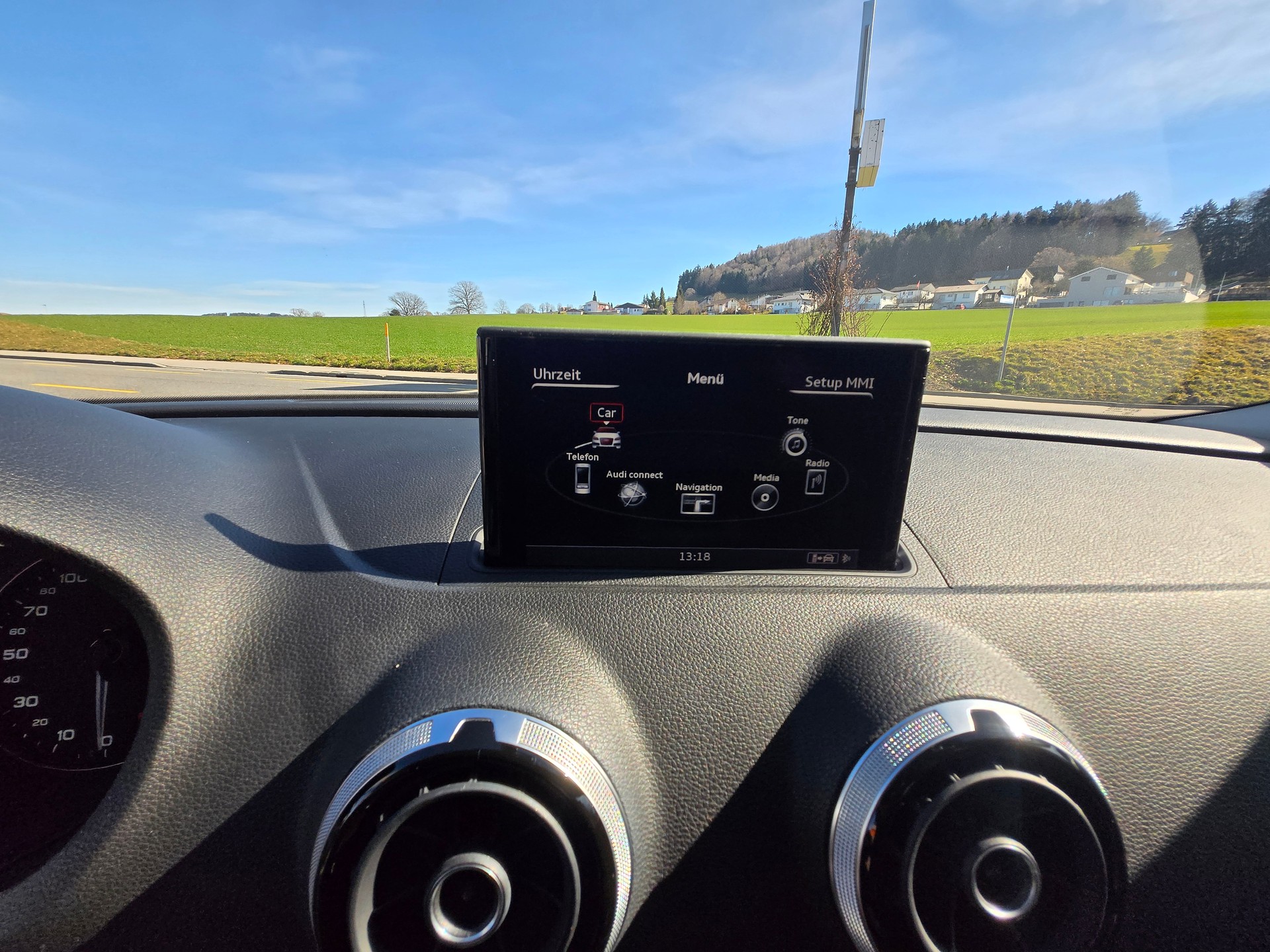 AUDI A3 Sportback 1.4 e-tron Ambition S-tronic-image-12