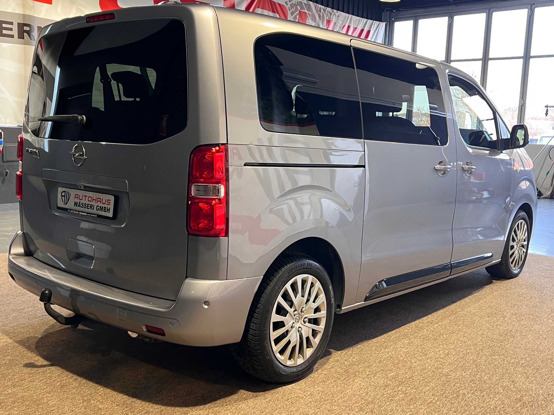 OPEL Zafira Life 2.0 CDTI Business Edition M Automatik-image-2