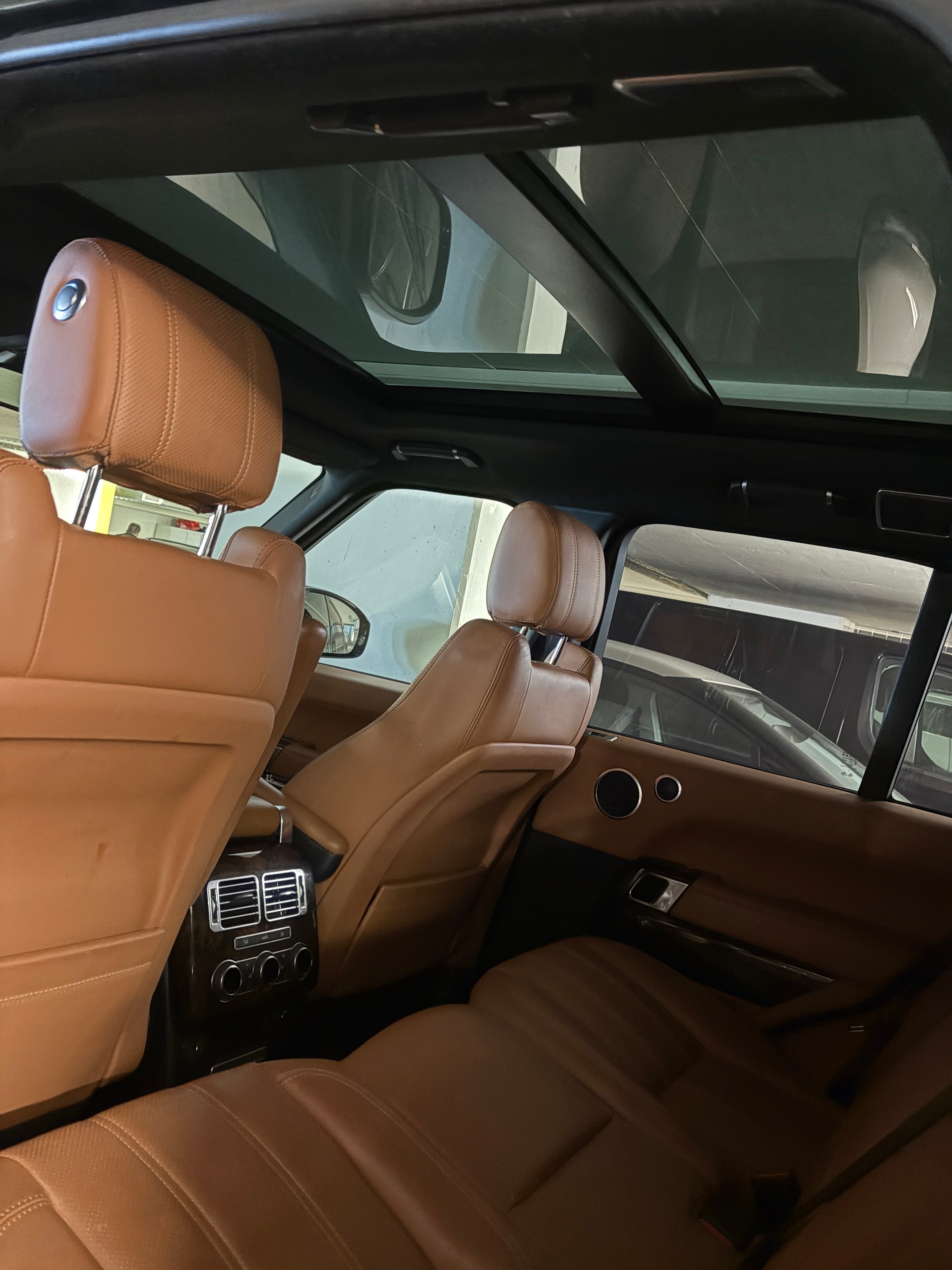 LAND ROVER Range Rover 3.0 TDV6 Vogue Automatic-image-5
