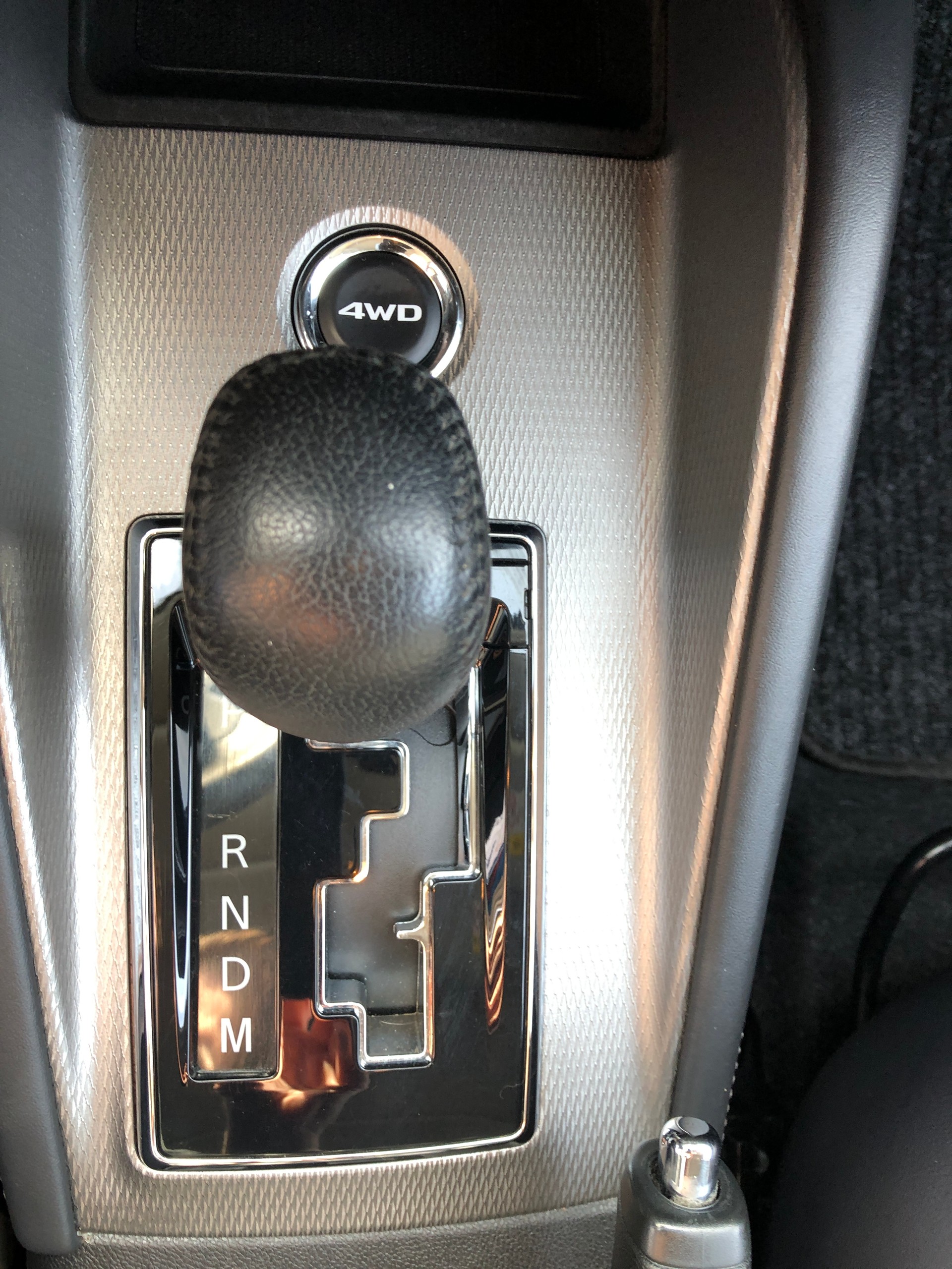 MITSUBISHI ASX 2.0 Diamond 4WD Automat-image-13