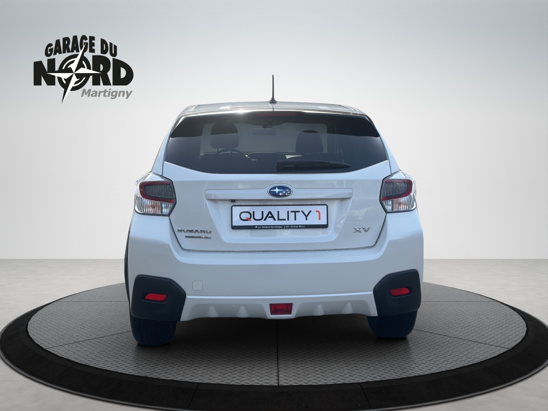 SUBARU XV 2.0 Swiss Two AWD CVT-image-4