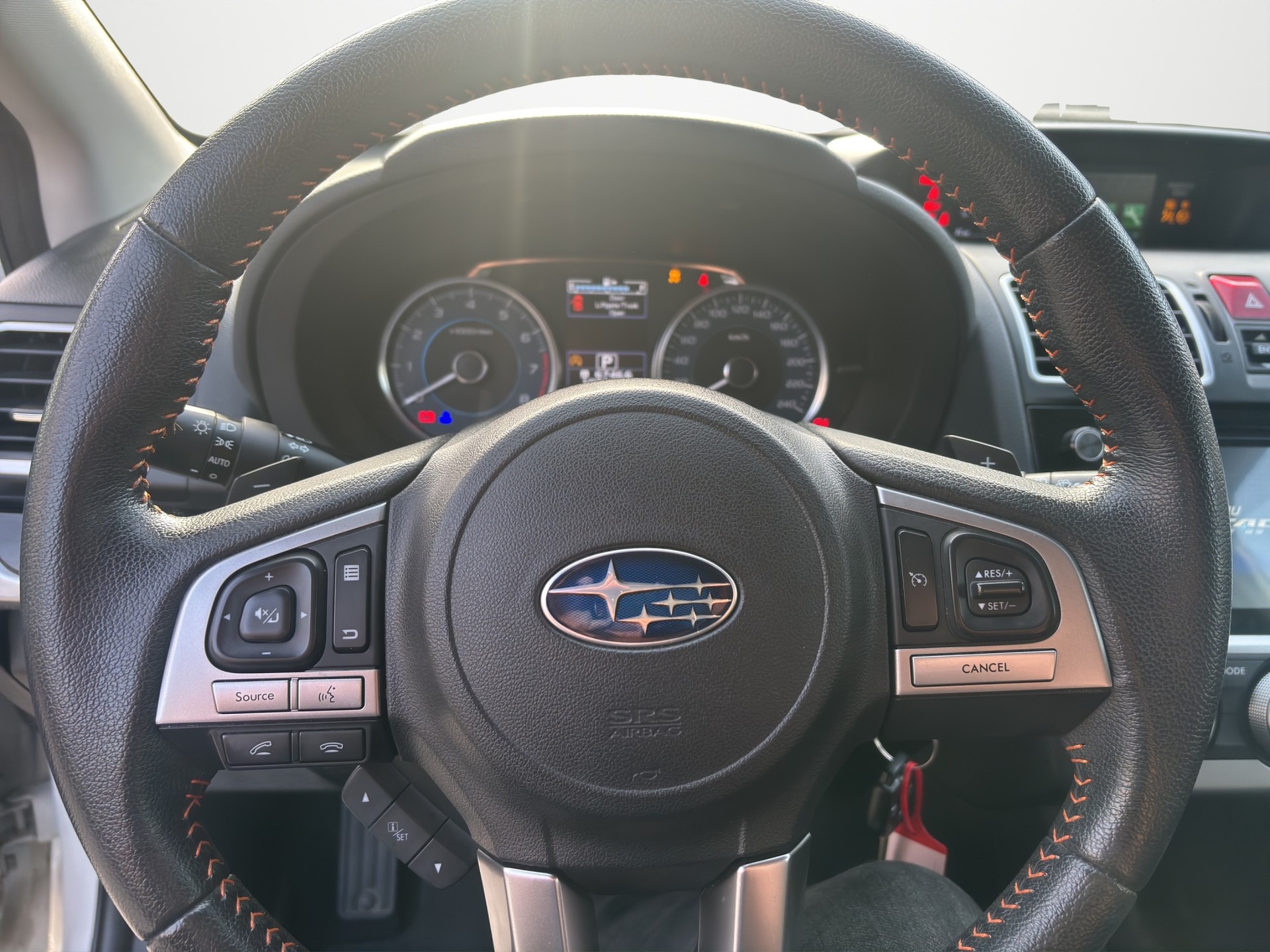 SUBARU XV 2.0 Swiss Two AWD CVT-image-9