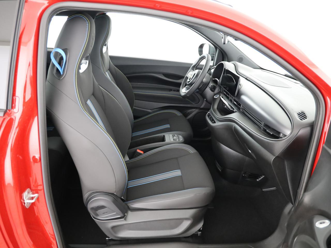 FIAT 500 Abarth Cabrio 500e-image-6