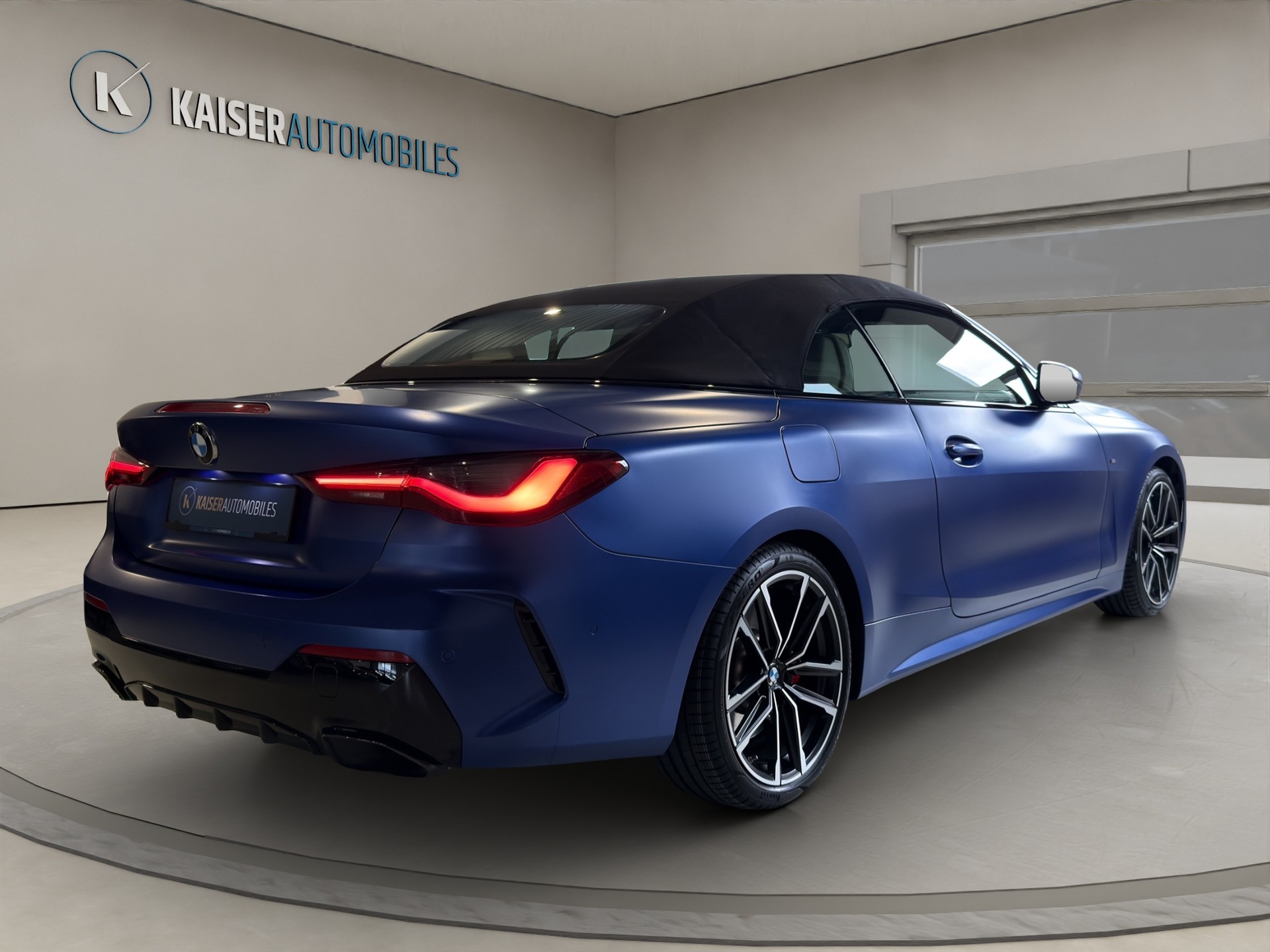 BMW M440i xDrive 48V Cabriolet Steptronic-showroom-element-3