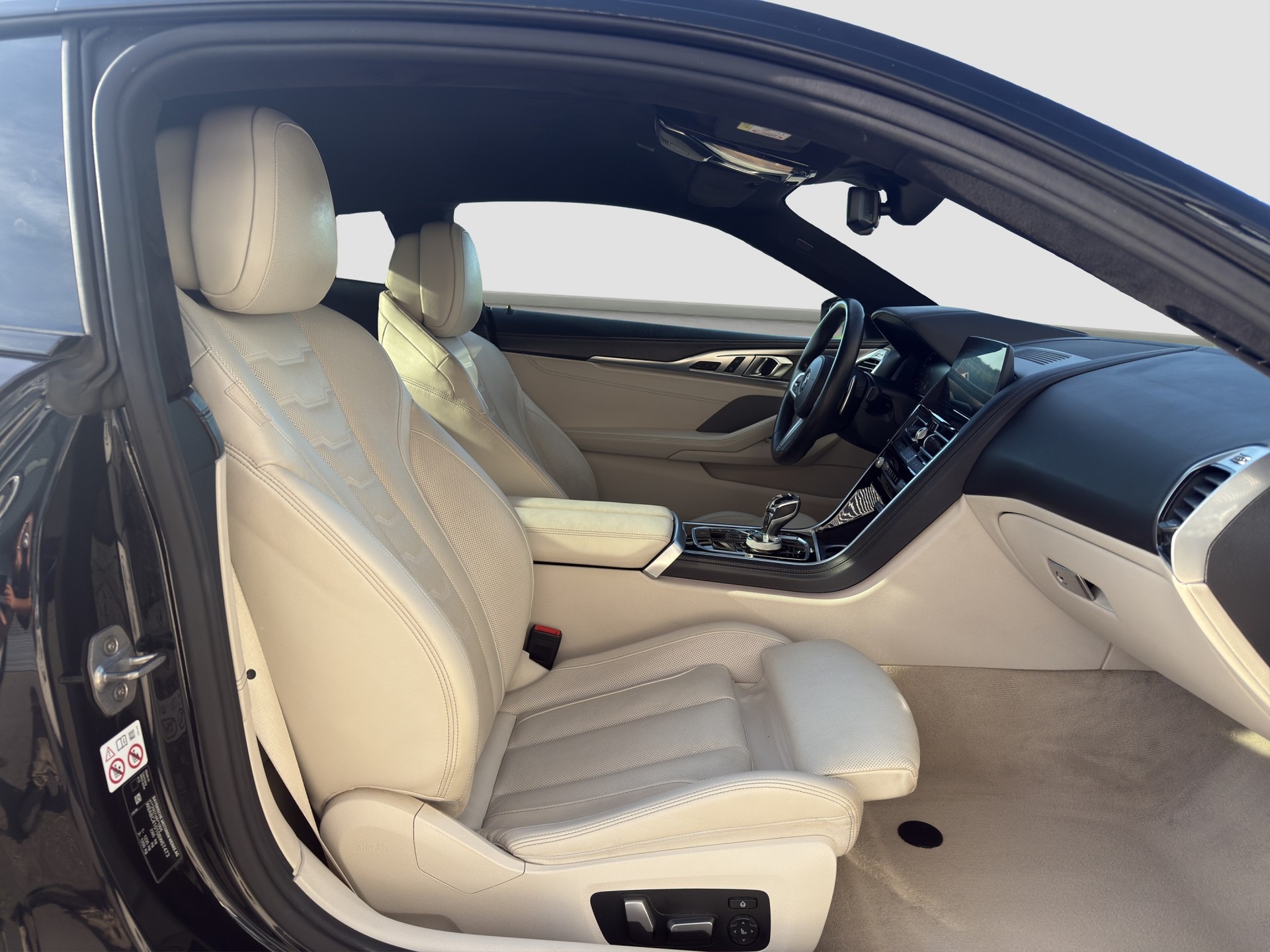 BMW M850i xDrive Steptronic-image-11