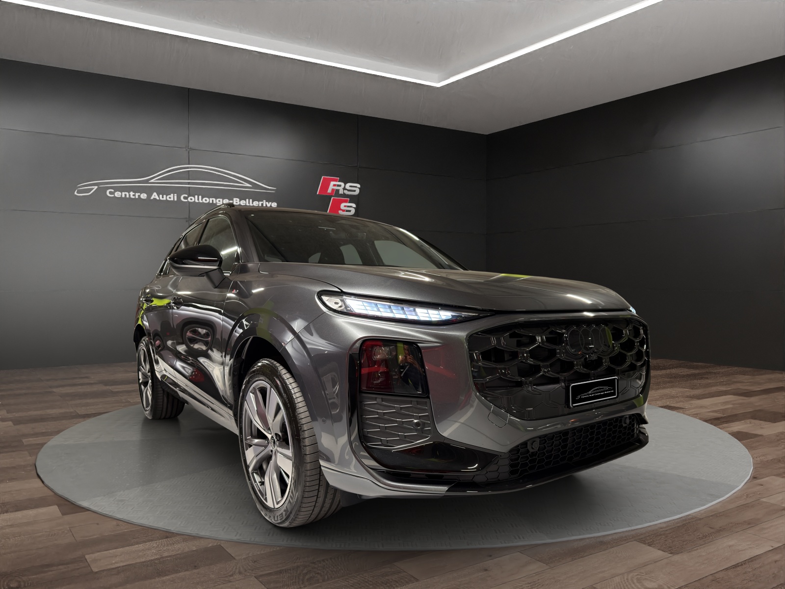 AUDI Q3 SUV 110 kW TFSI S tronic-image-6