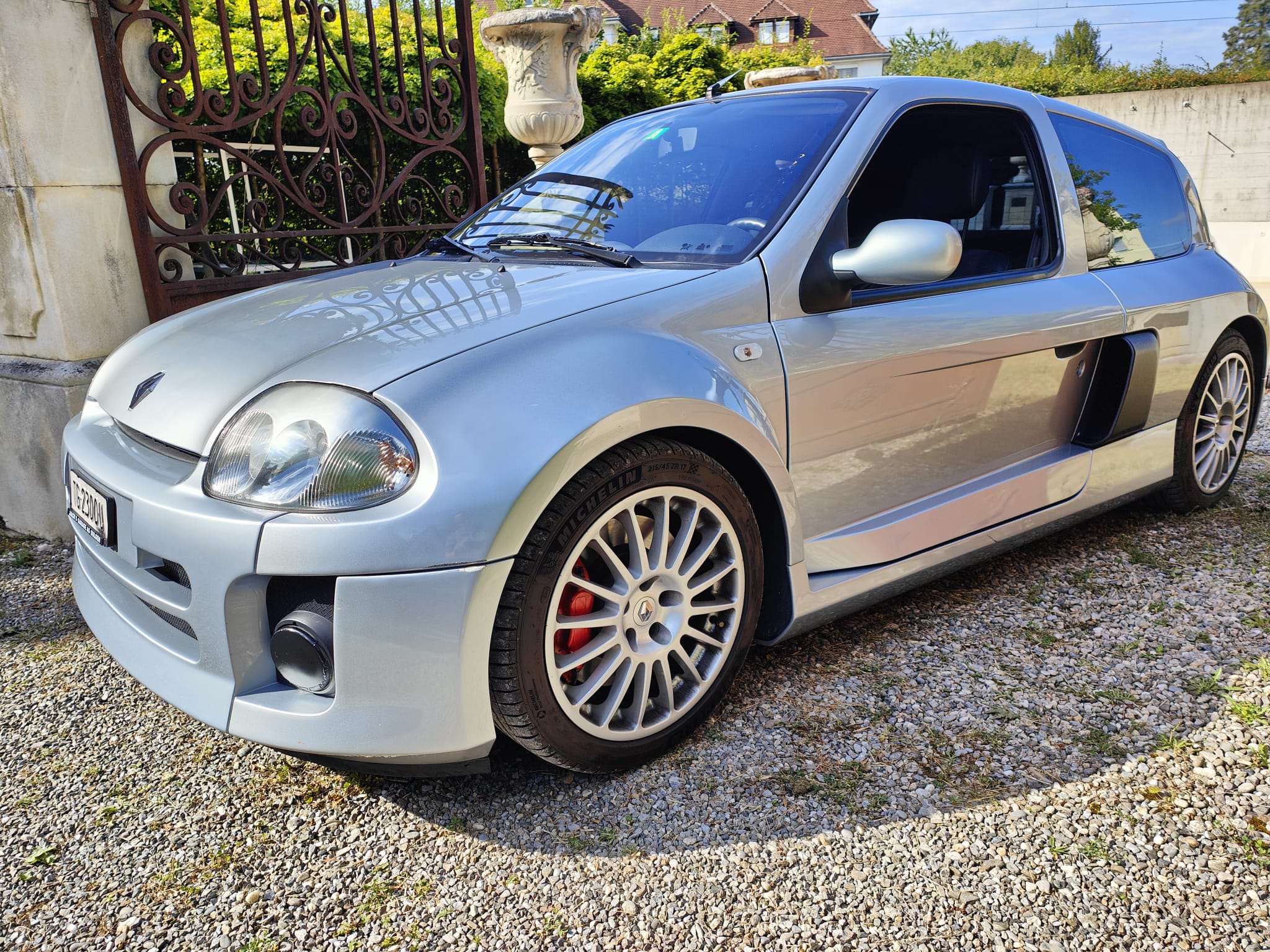 Car photo