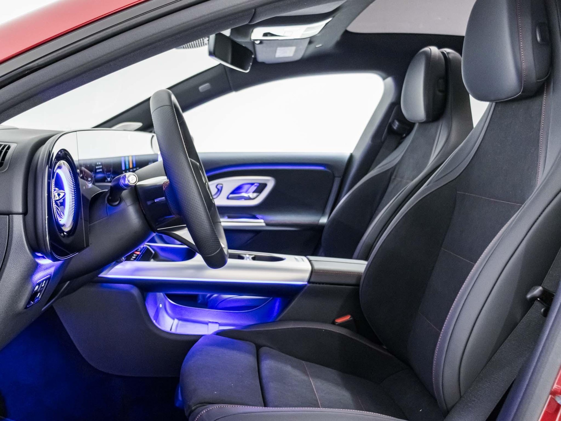 MERCEDES-BENZ CLA 220 AMG Line 4matic-image-6