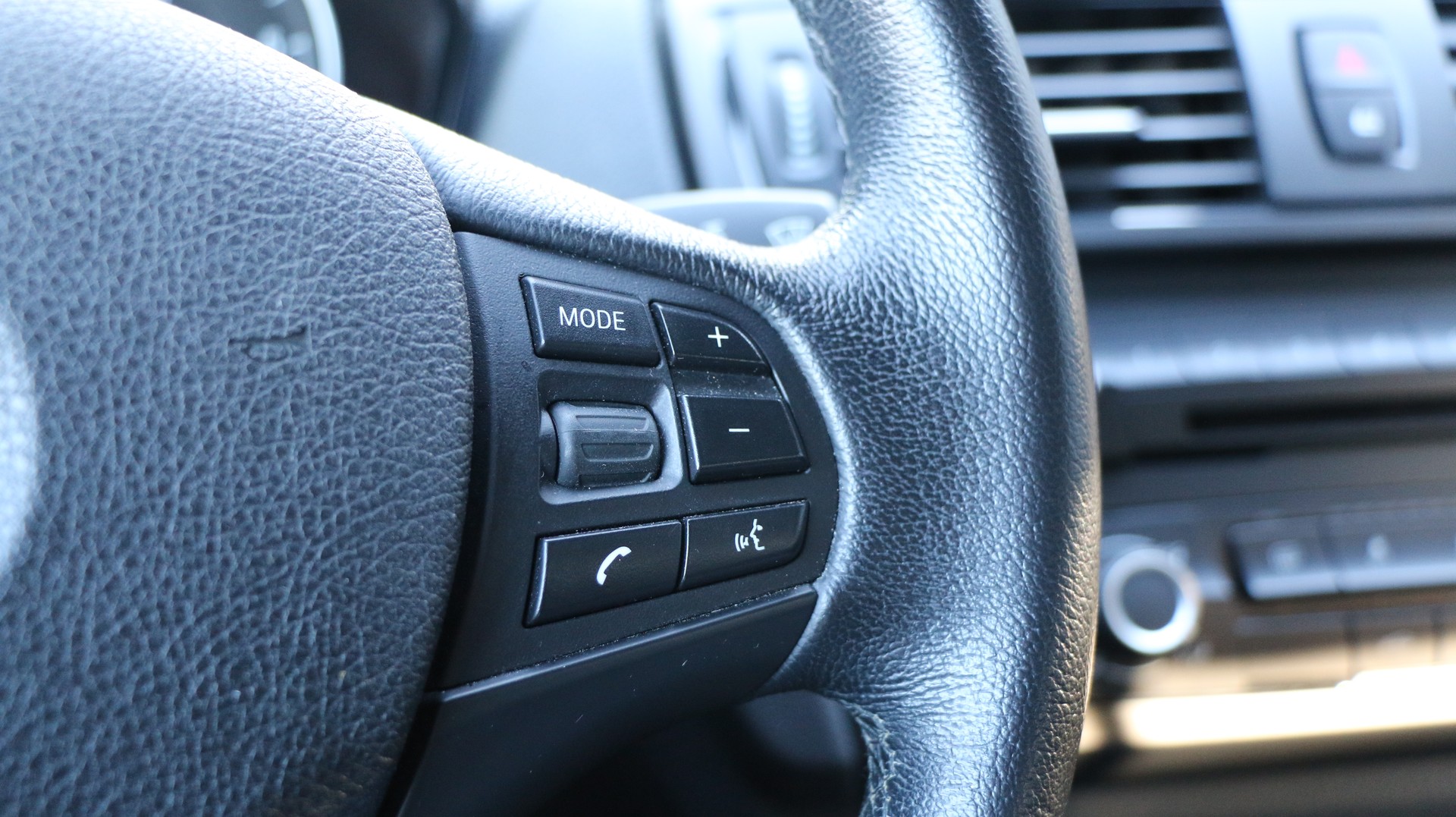 BMW 116d-image-21
