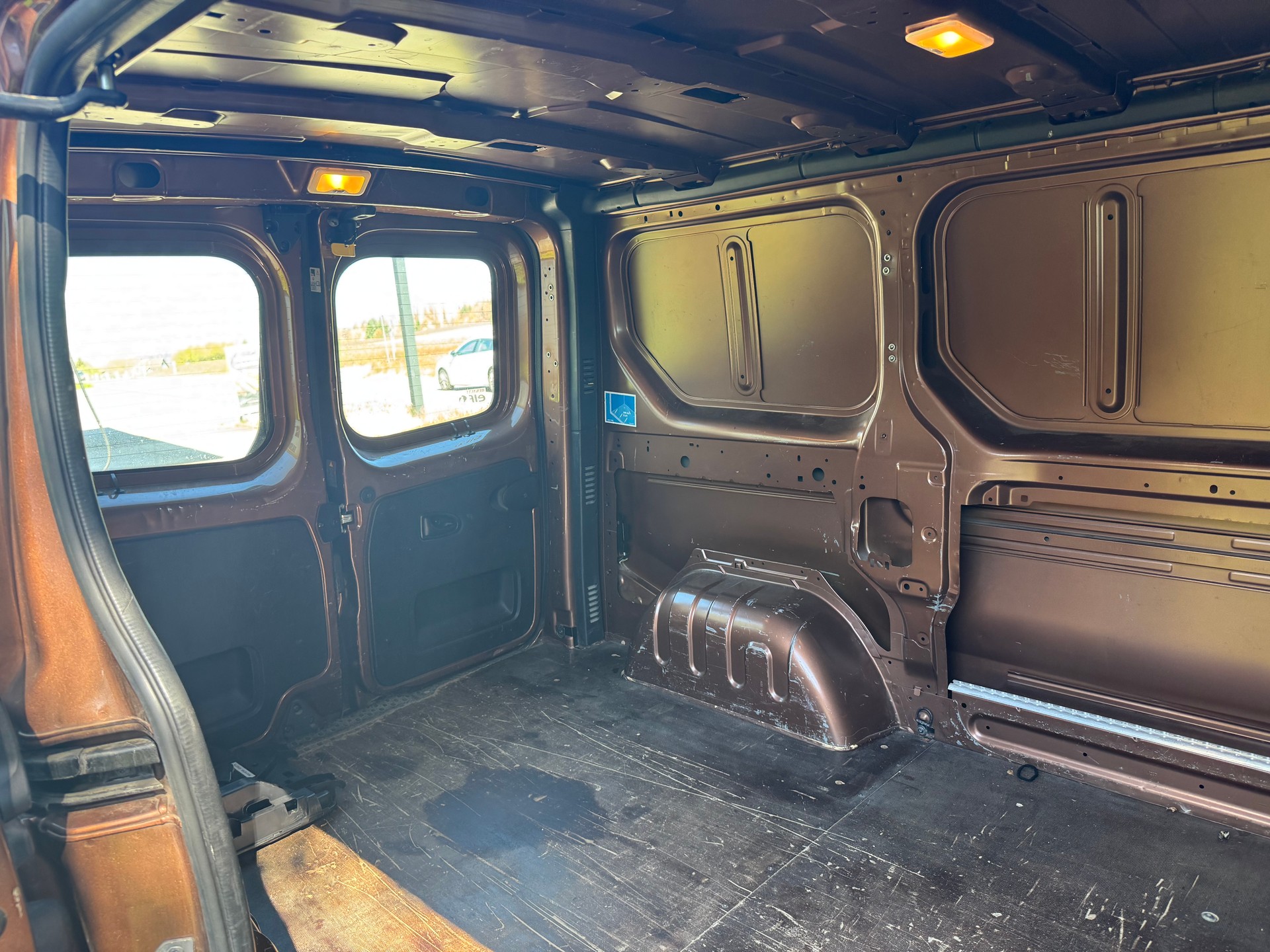 RENAULT Trafic 1.6 ENERGY TwinT. dCi125 2.9t Busin. L1H1-image-9