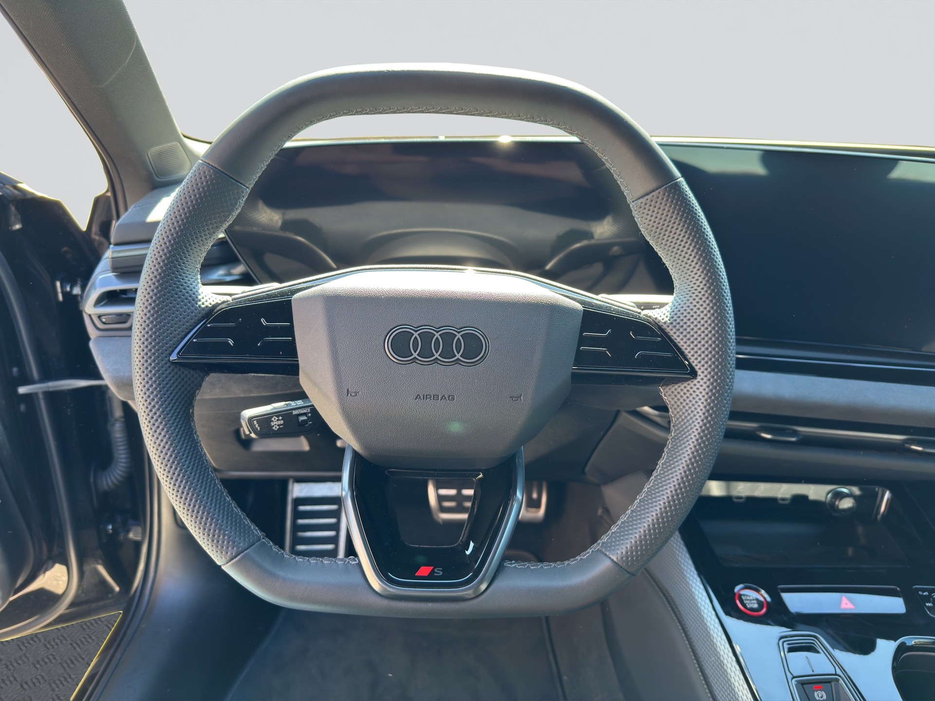 AUDI A5 Limousine TFSI quattro edition one S tronic-image-10