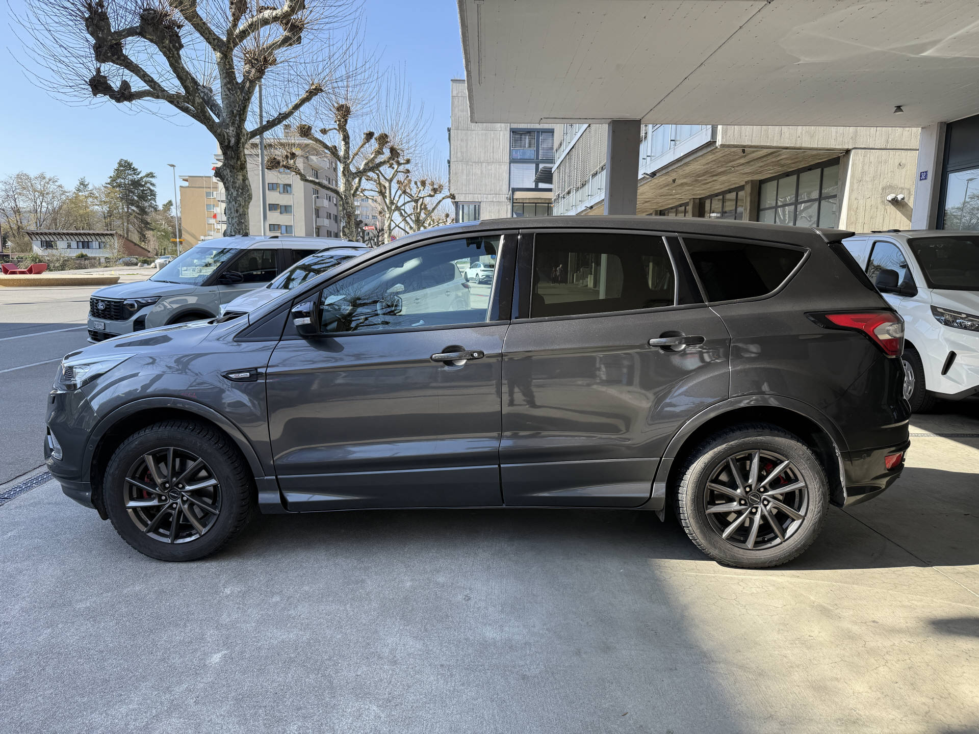 FORD Kuga 2.0 TDCi 150 ST-Line FPS-image-1