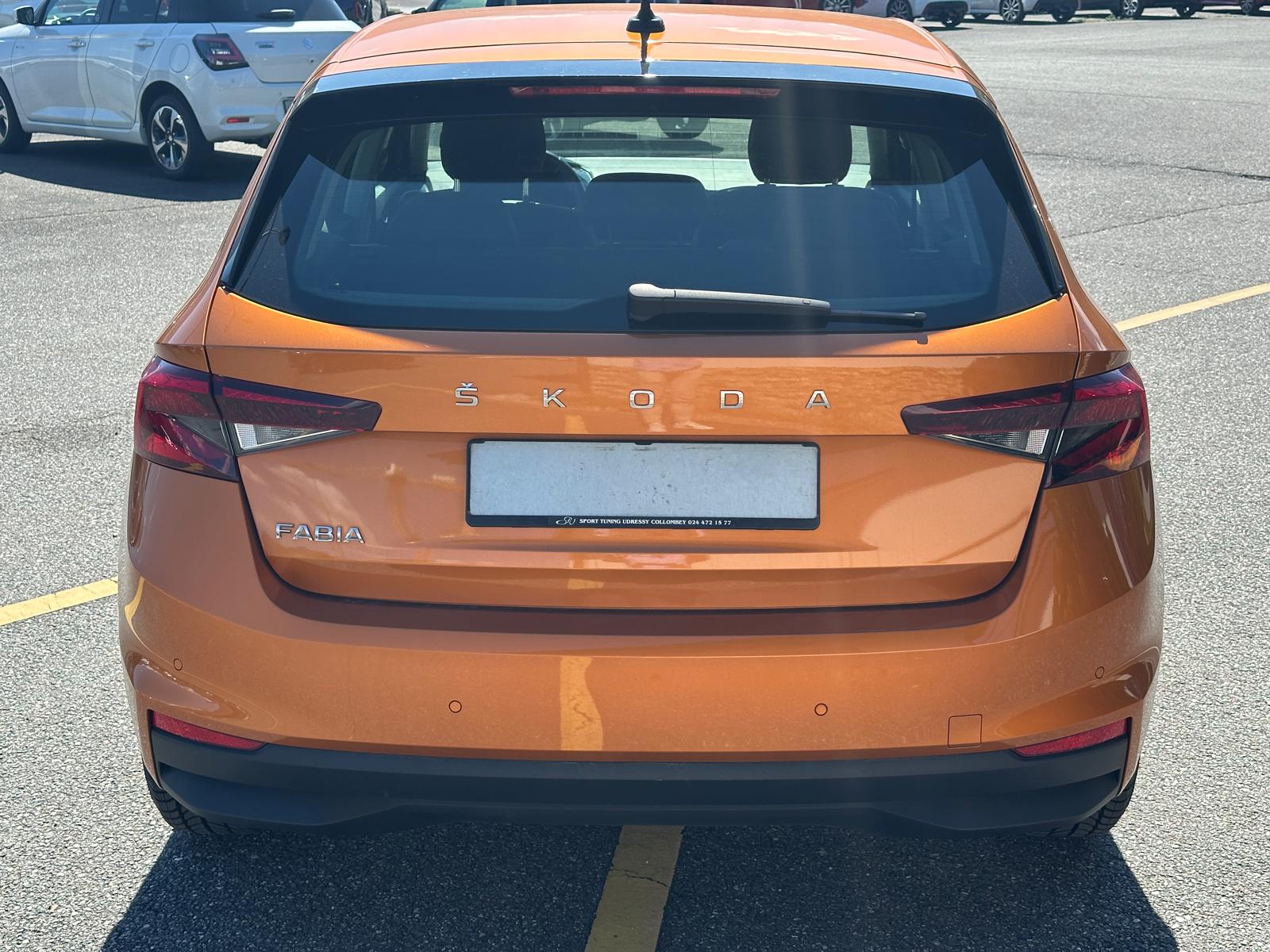 SKODA Fabia 1.0 TSI Ambition DSG-image-3