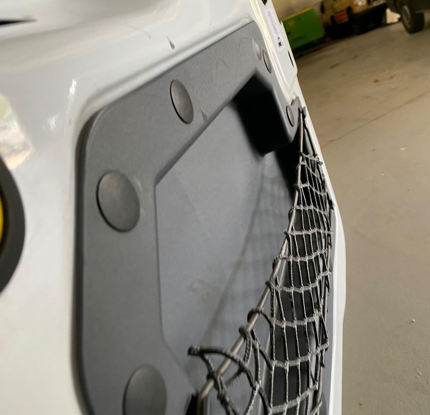 FORD TOURNEO Connect Kombi L "Rollstuhlgängig" 1.8 TDCi 90 Trend-image-9