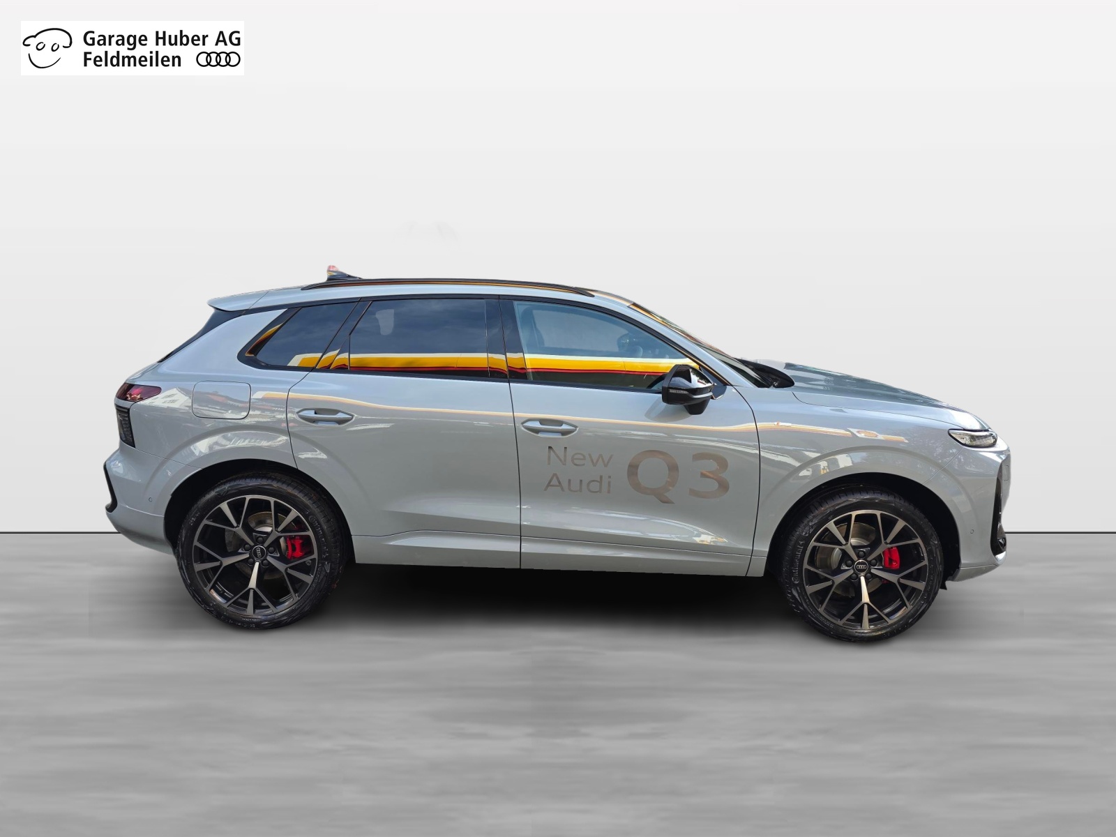 AUDI Q3 SUV TFSI quattro 195 kW S tronic-showroom-element-1
