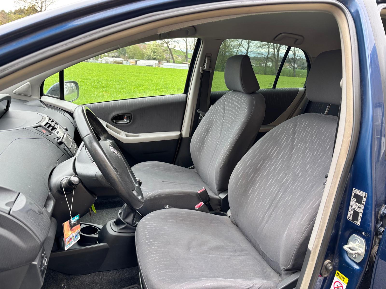 TOYOTA Yaris 1.33 S-image-11