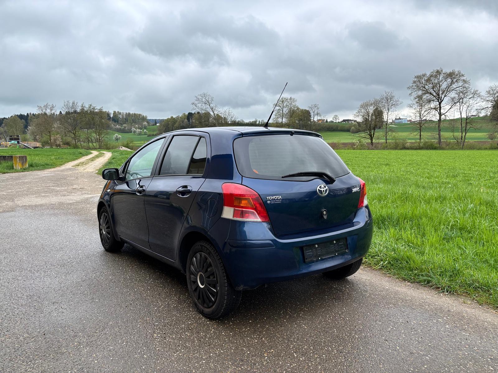 TOYOTA Yaris 1.33 S-image-4