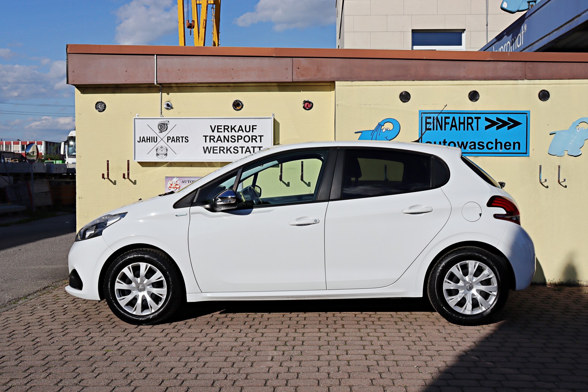 PEUGEOT 208 1.2 PureTech Urban Soul-image-1