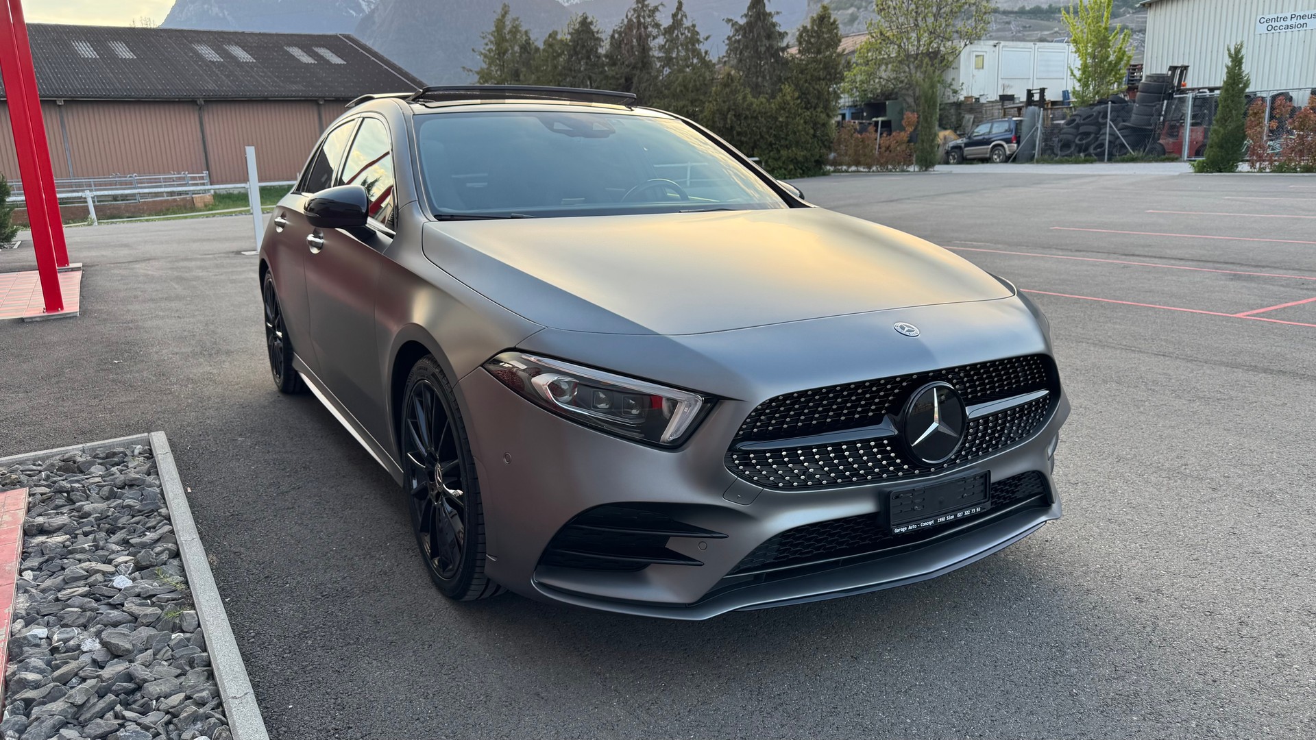 MERCEDES-BENZ A 250 4Matic AMG Line 4Matic 7G-DCT-showroom-element-3