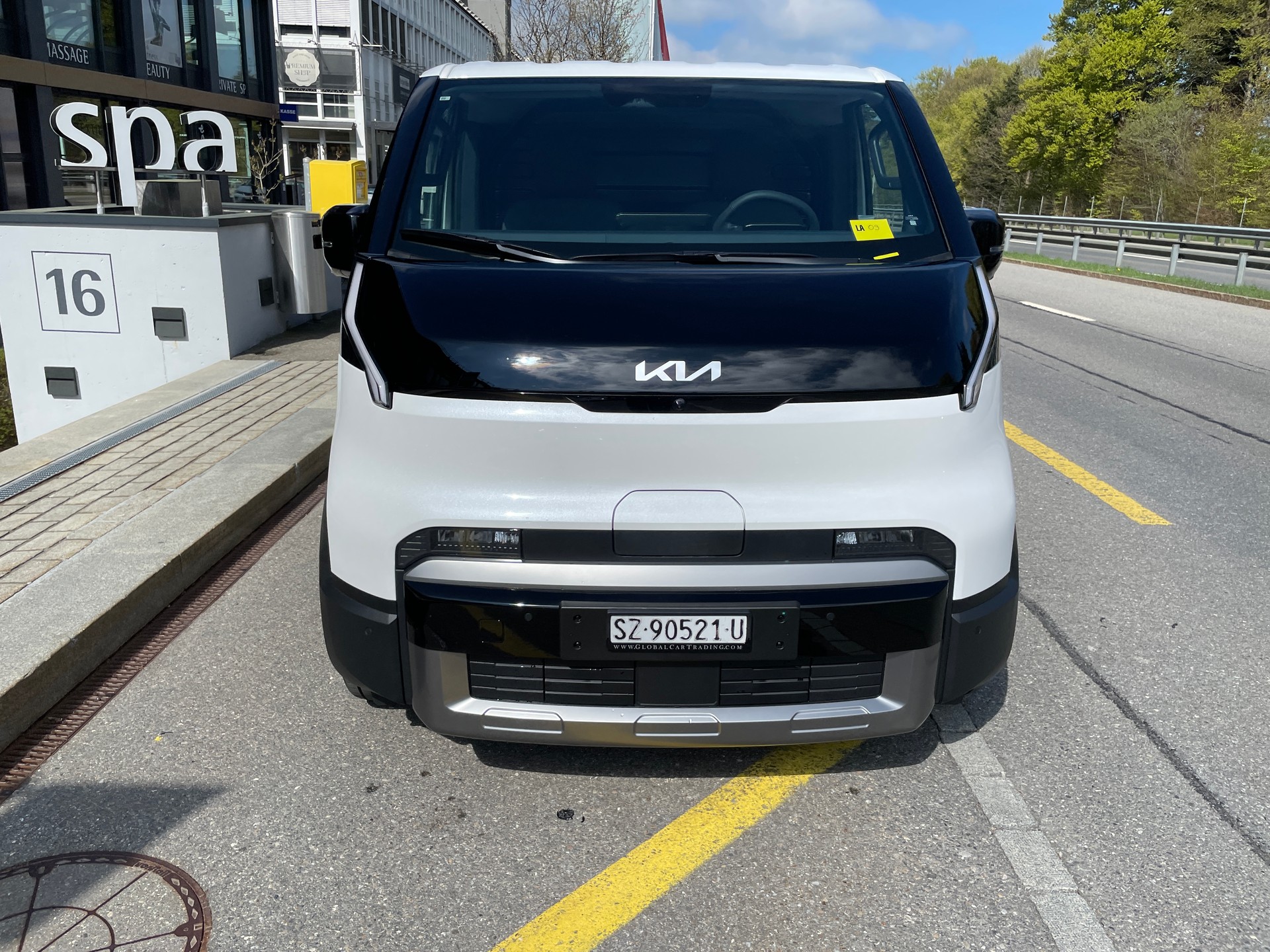 KIA PV5 Cargo 71.2 kWh Elite, 2-Schiebetüren, Wärmepumpe-showroom-element-1
