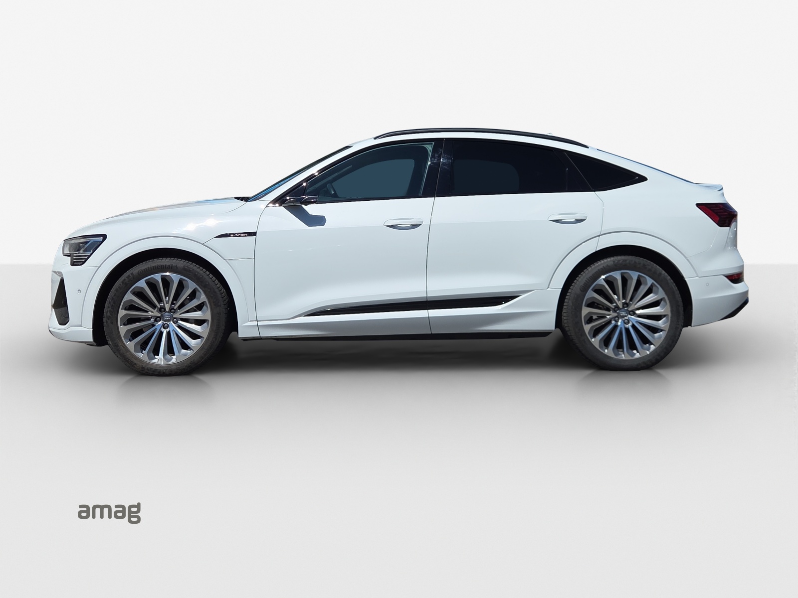 AUDI e-tron 55 Sportback S Line quattro-image-1