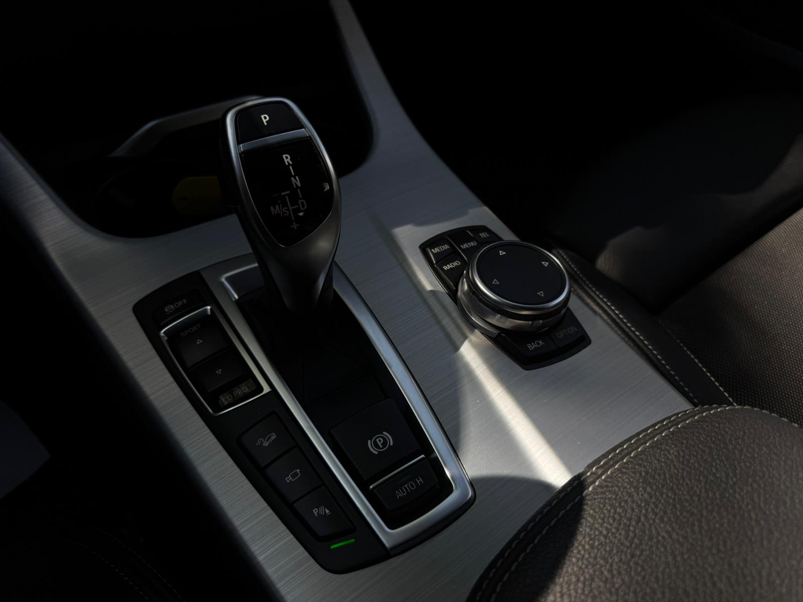 BMW X4 xDrive 30d Steptronic-image-19