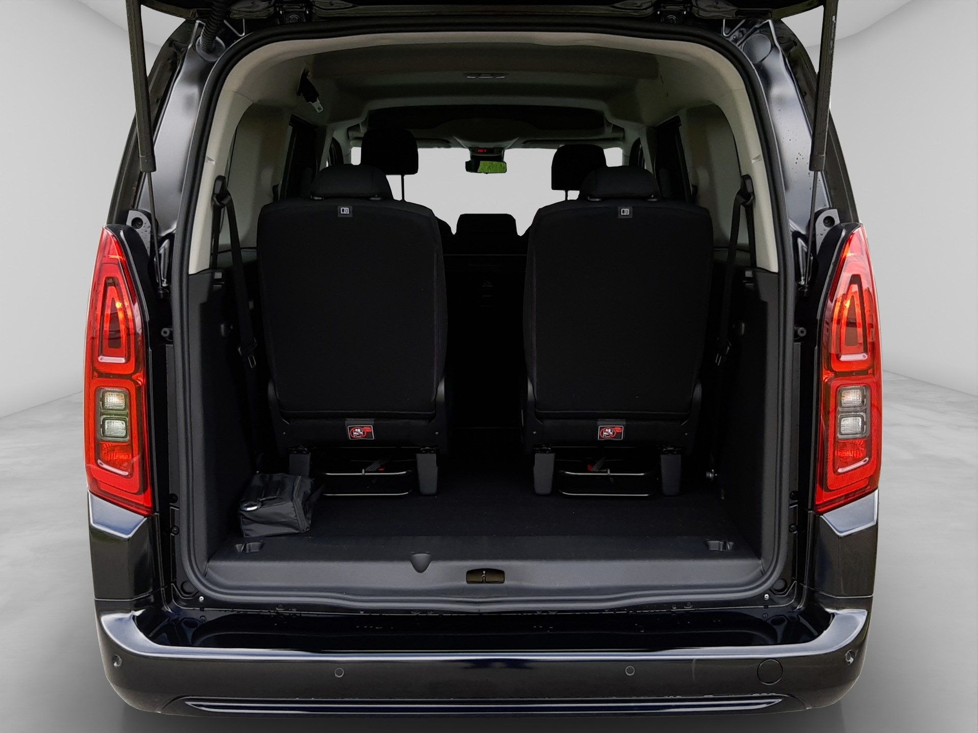 TOYOTA Proace City Verso L2 1.5 HDi 130 Trend-image-16