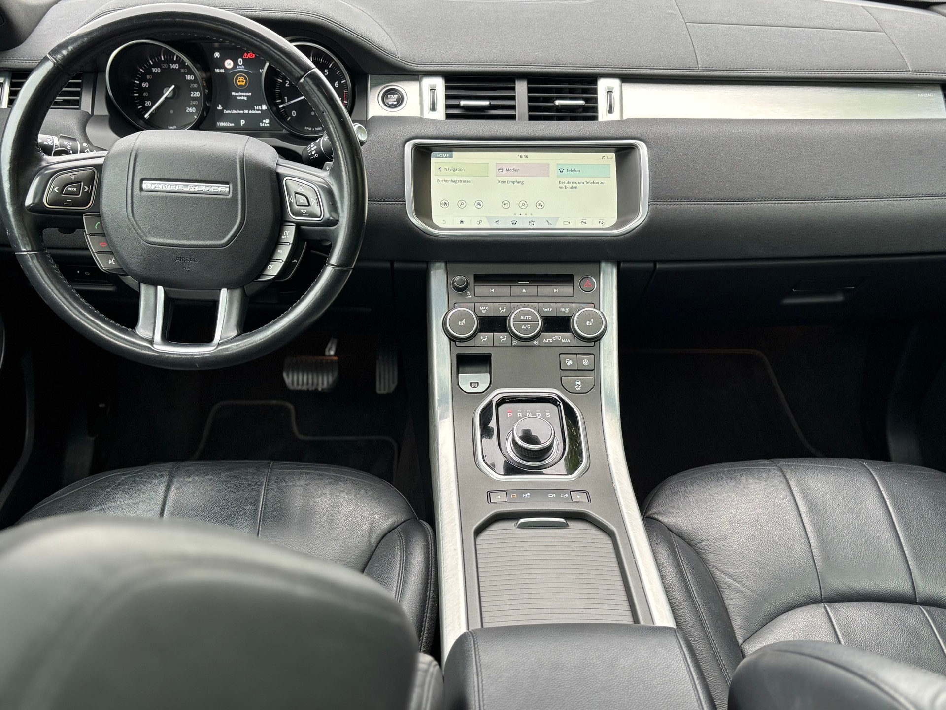 LAND ROVER Range Rover Evoque 2.0 Si4 SE Advantage AT9-image-10
