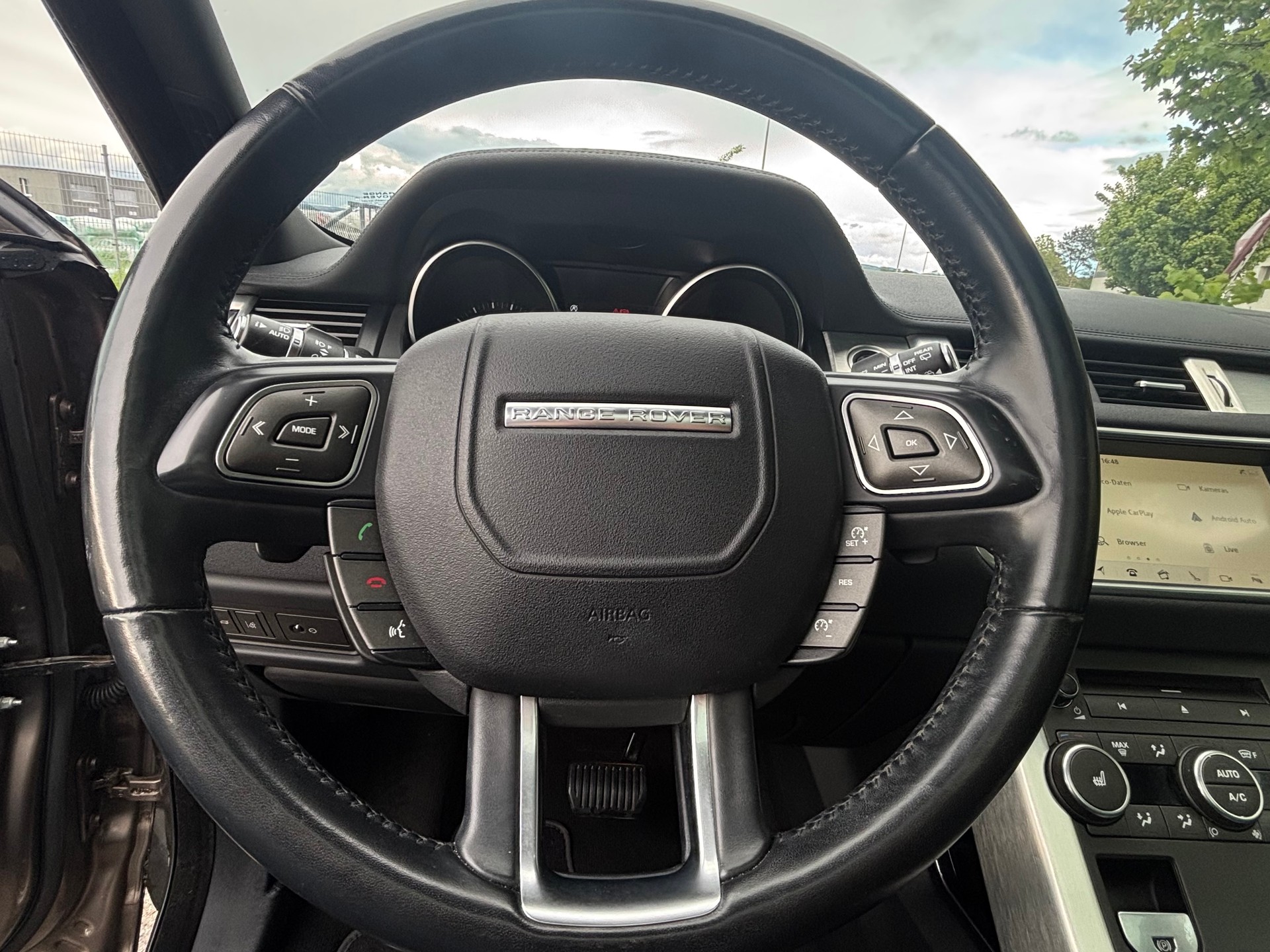 LAND ROVER Range Rover Evoque 2.0 Si4 SE Advantage AT9-image-18