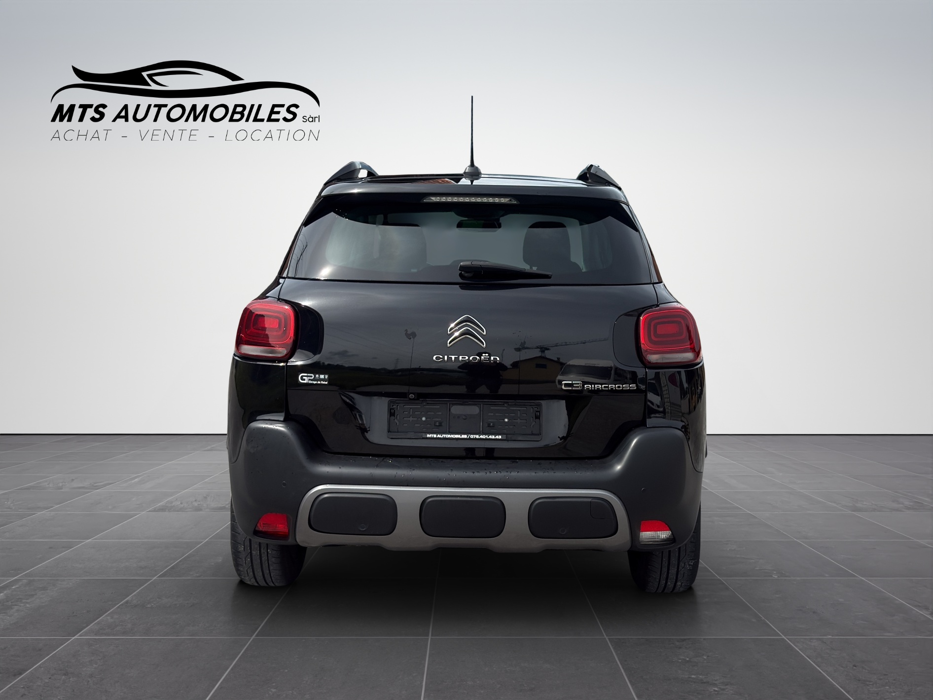 CITROEN C3 Aircross 1.2i PureTech Rip Curl EAT-image-4