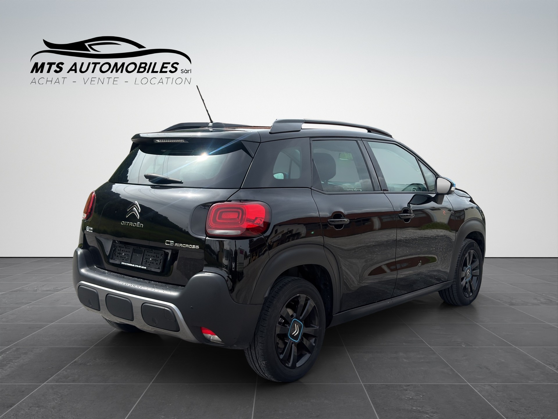 CITROEN C3 Aircross 1.2i PureTech Rip Curl EAT-image-5