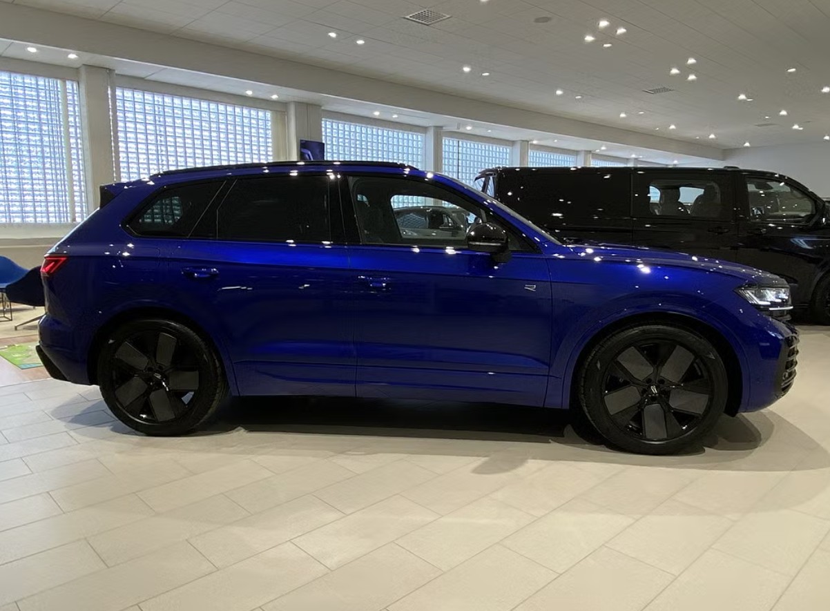 VW Touareg 3.0 TSI eHybrid R Tiptronic-showroom-element-1