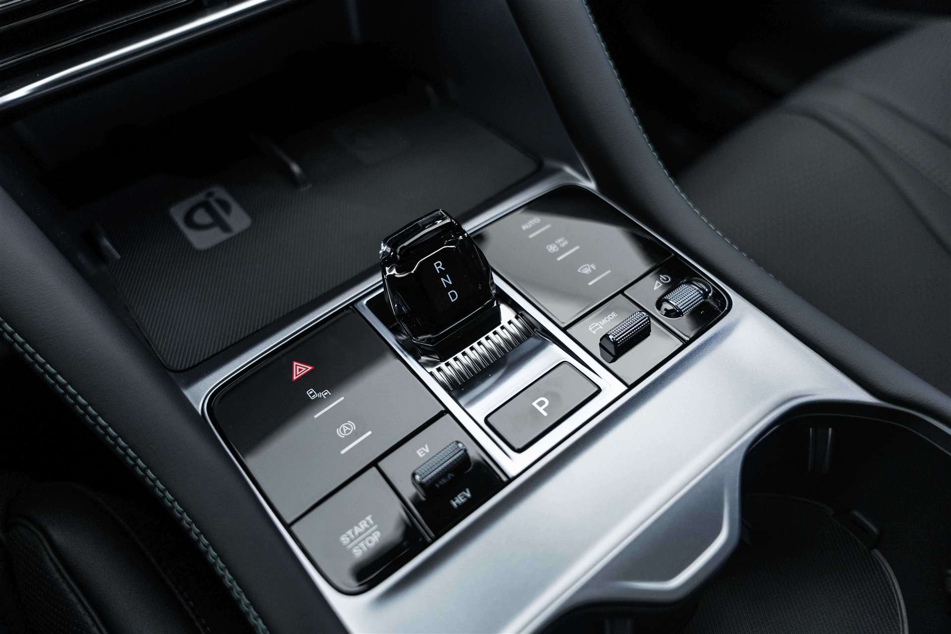 BYD Seal U DM-i PHEV Design AWD 324PS Automat-image-25