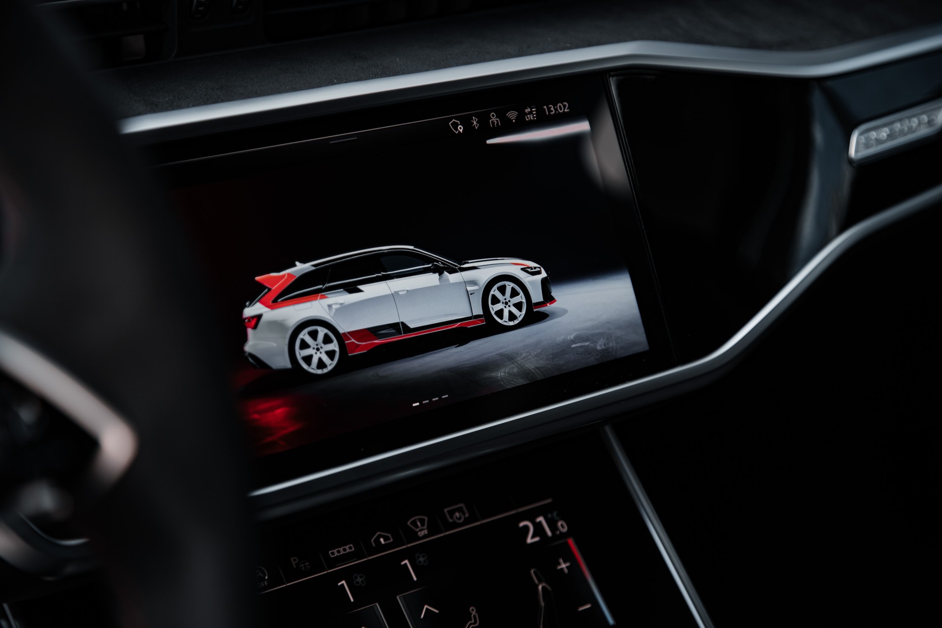 AUDI RS6 Avant GT 4.0 TFS quattro 1 of 660-image-15