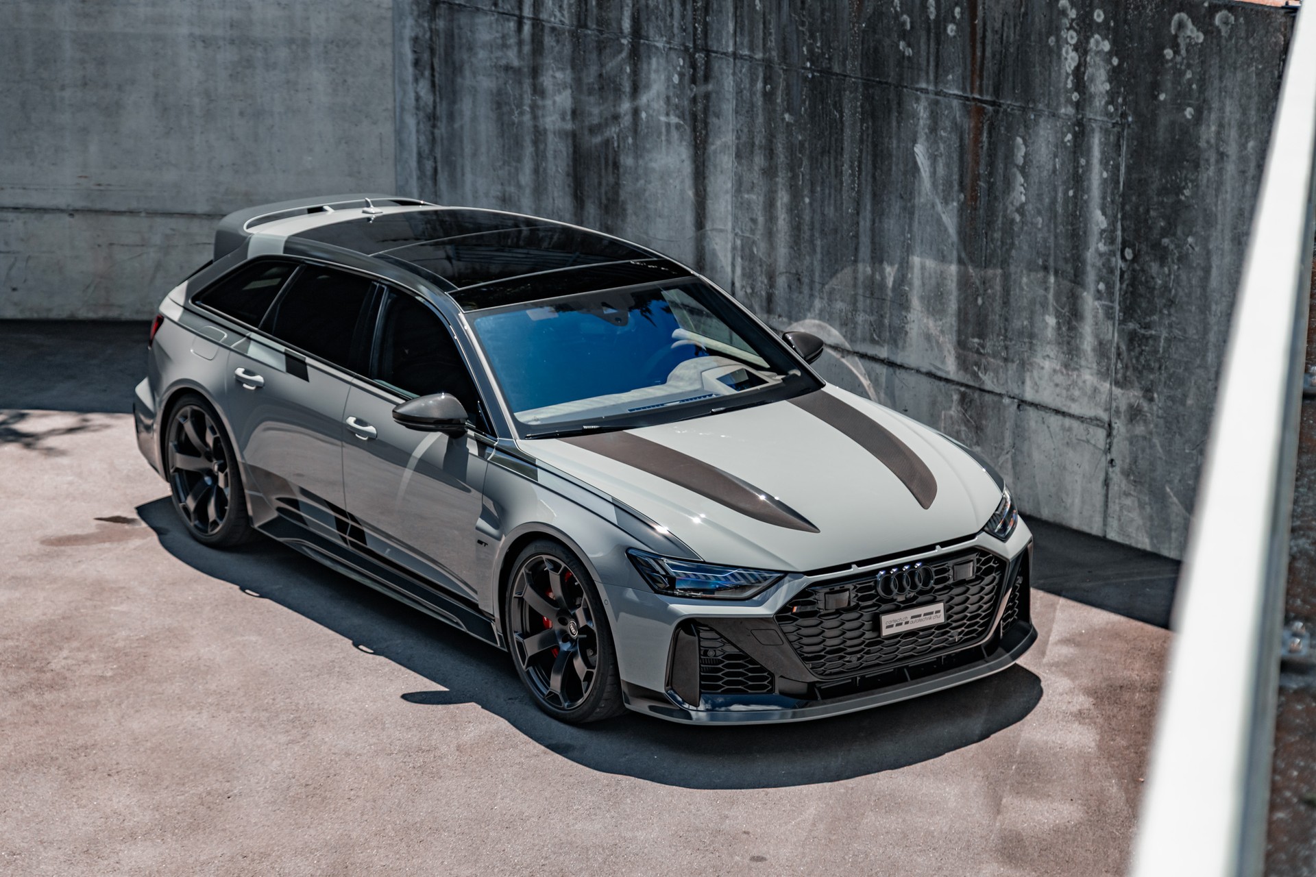 AUDI RS6 Avant GT 4.0 TFS quattro 1 of 660-image-4