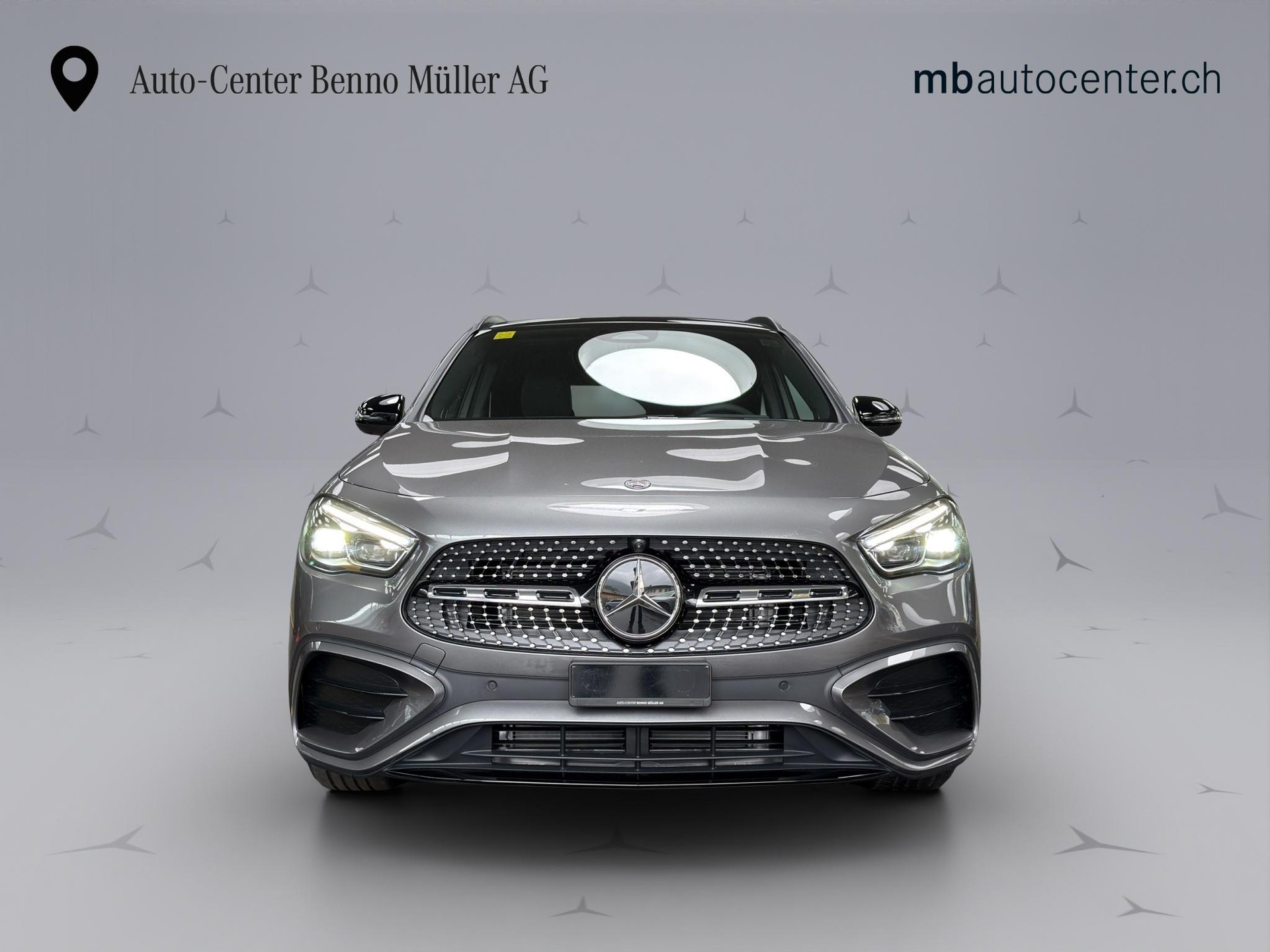 MERCEDES-BENZ GLA 250 Swiss Star AMG Line 4matic-image-7