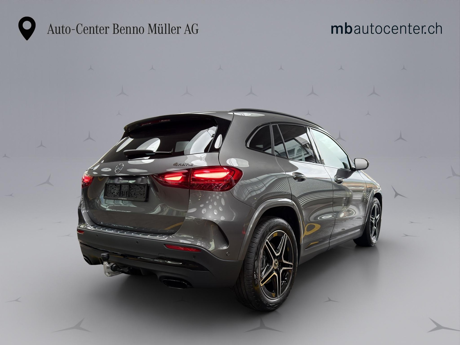 MERCEDES-BENZ GLA 250 Swiss Star AMG Line 4matic-image-4