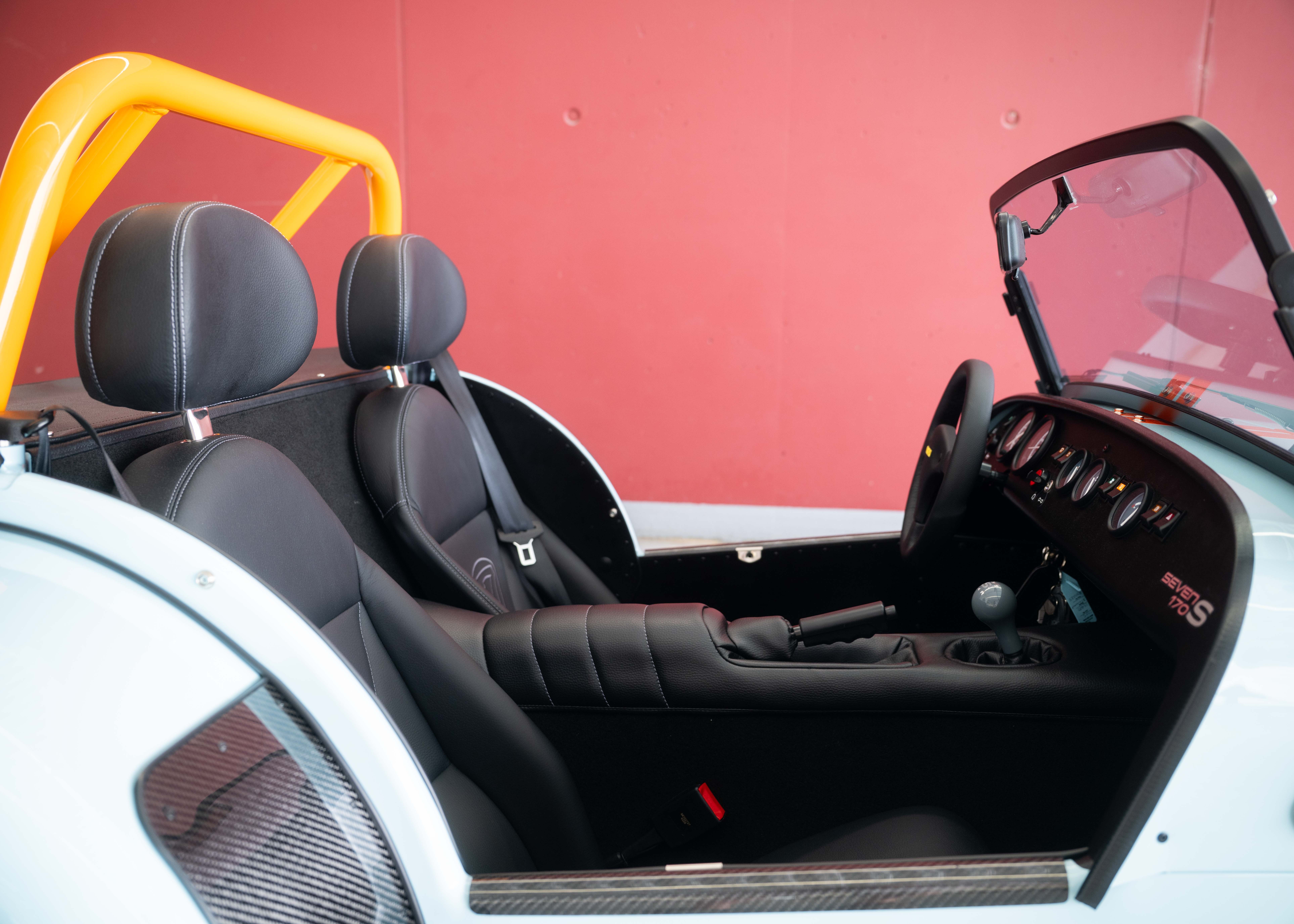 Image CATERHAM SEVEN Seven 170S (MY26, Swiss new car, Gulf Blue paint, 24-month factory warranty)