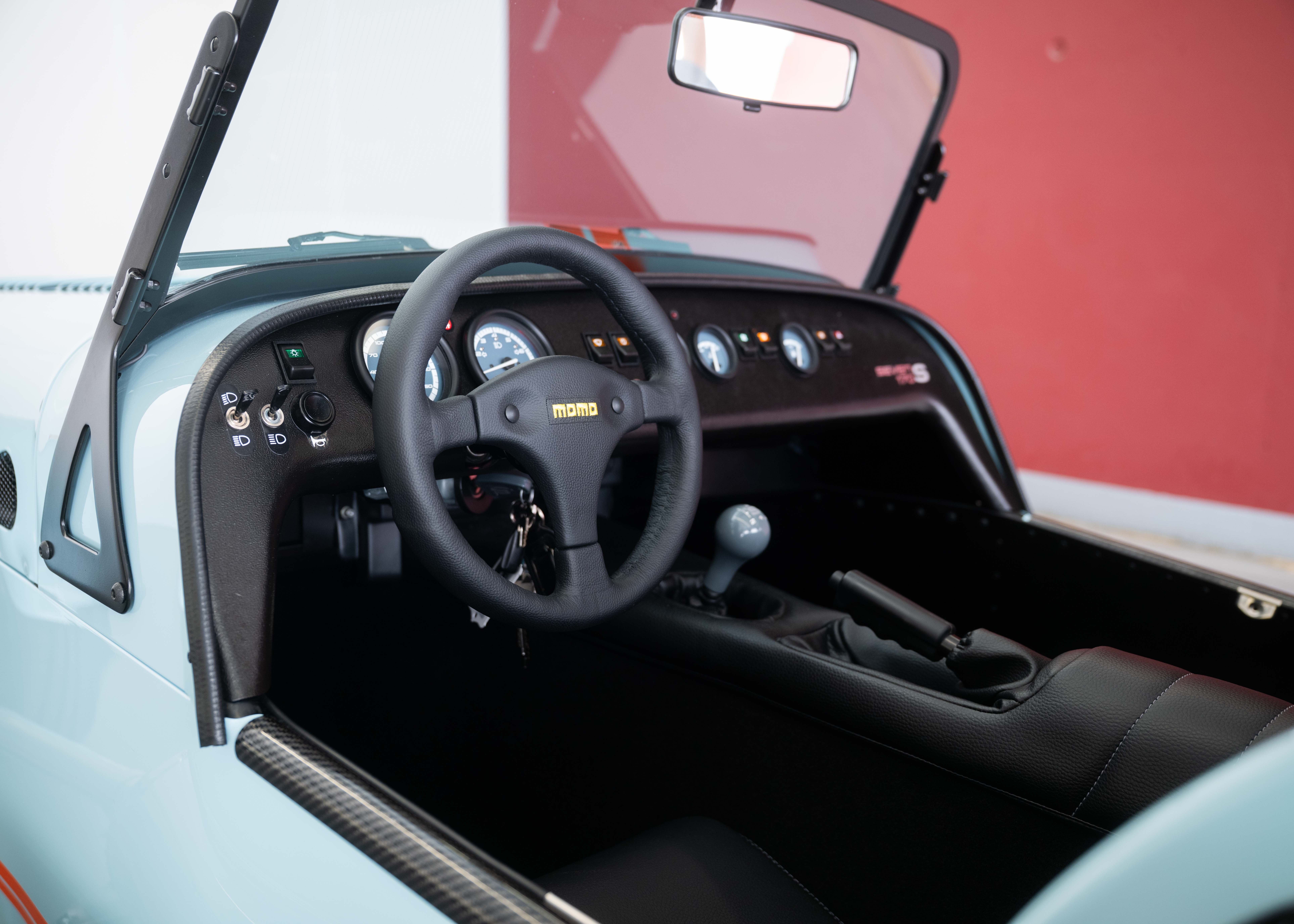 Image CATERHAM SEVEN Seven 170S (MY26, Swiss new car, Gulf Blue paint, 24-month factory warranty)