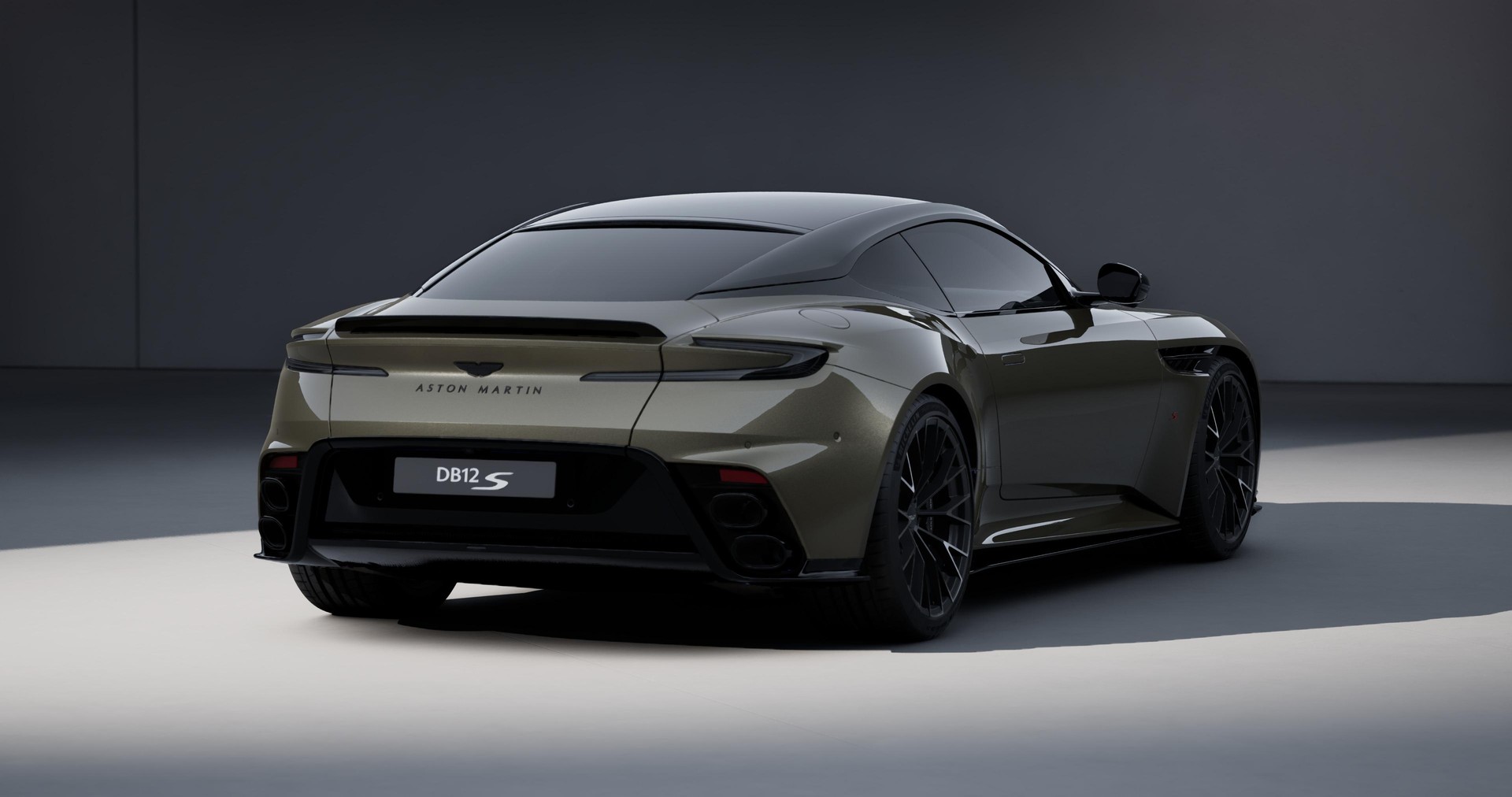ASTON MARTIN DB12 Coupé 4.0 S V8 Bi-Turbo-image-5