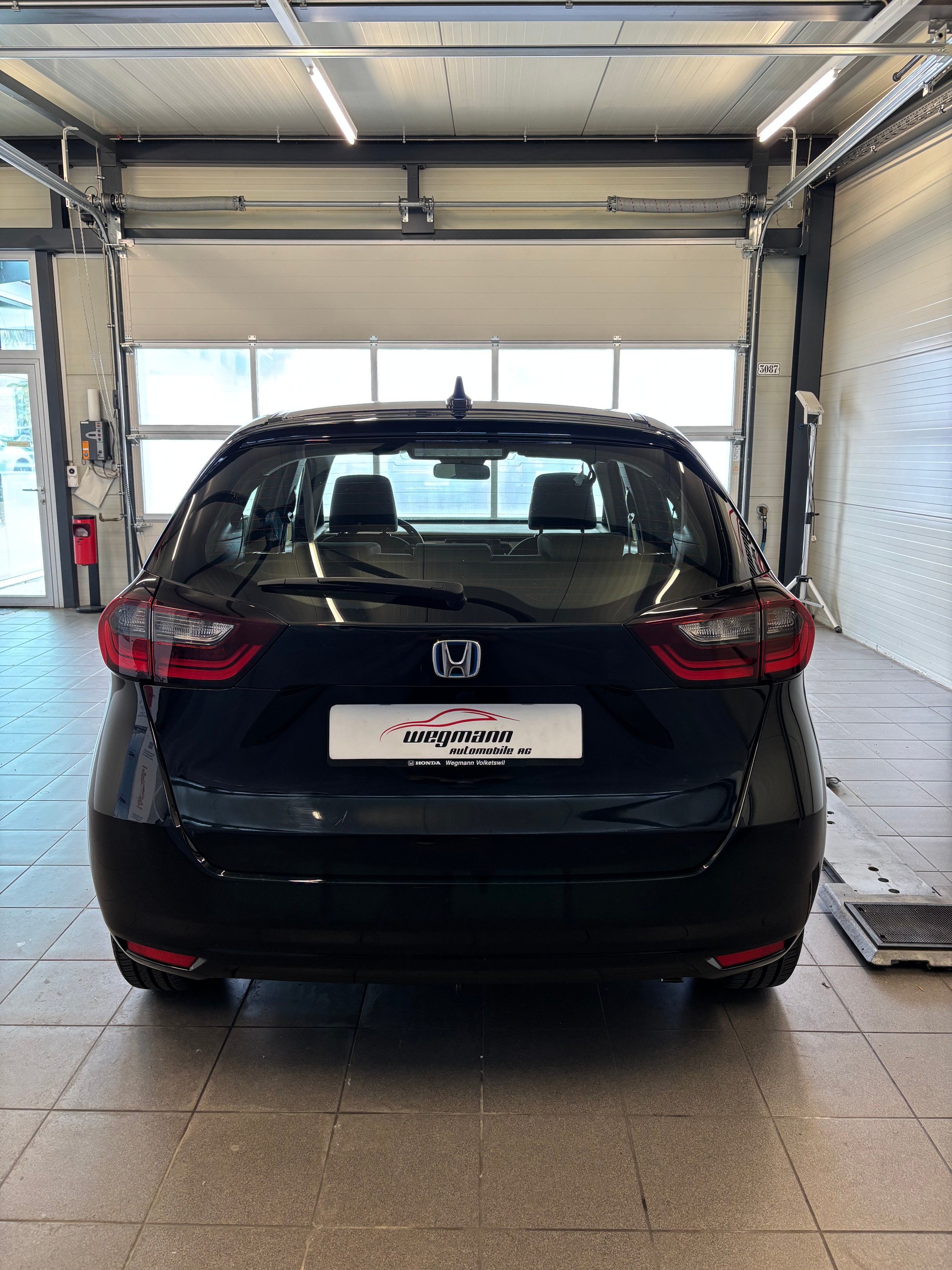 HONDA Jazz 1.5i-MMD Comfort E-CVT-image-4
