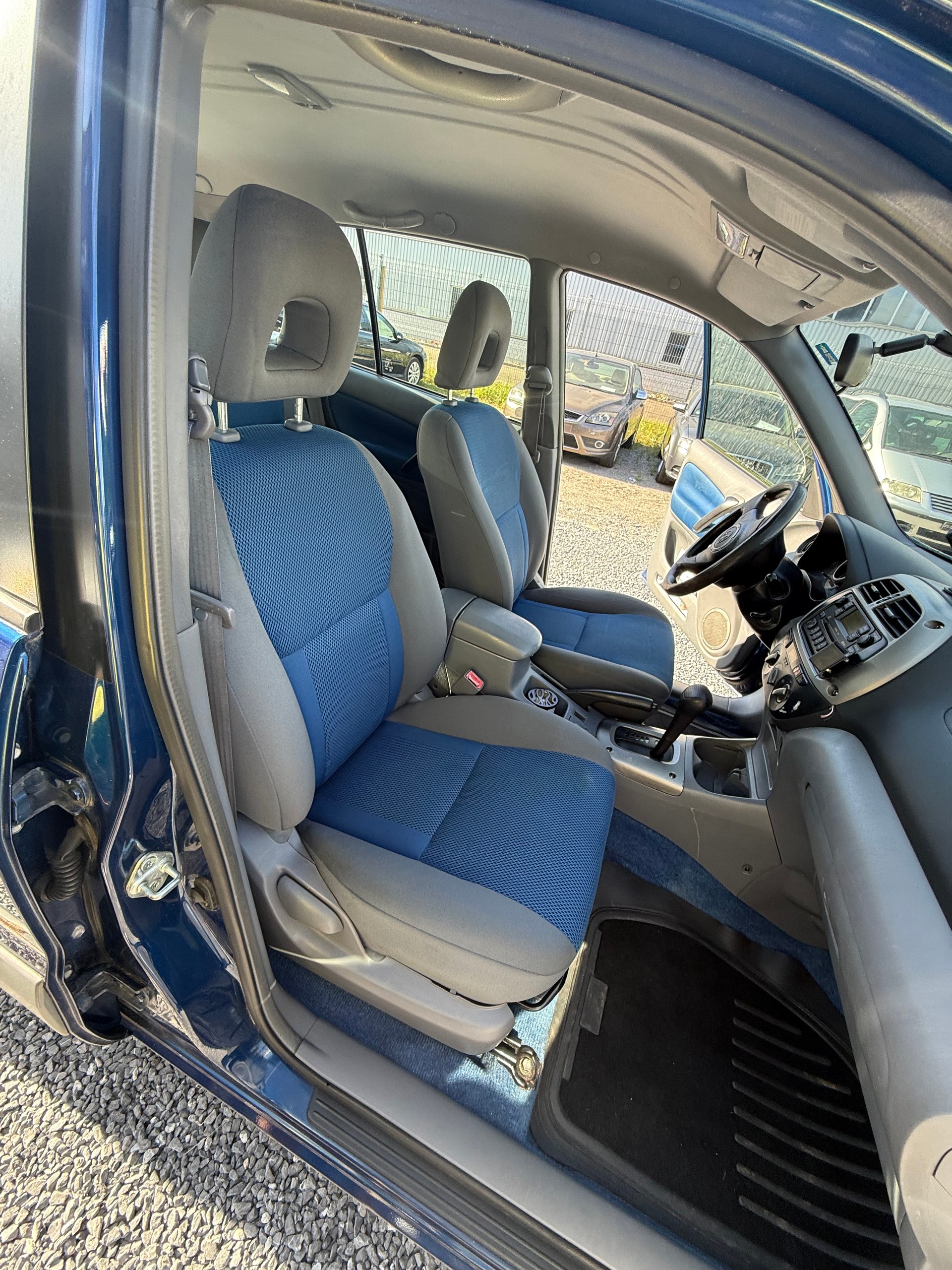 TOYOTA 2.0i-16V Linea Terra-image-9