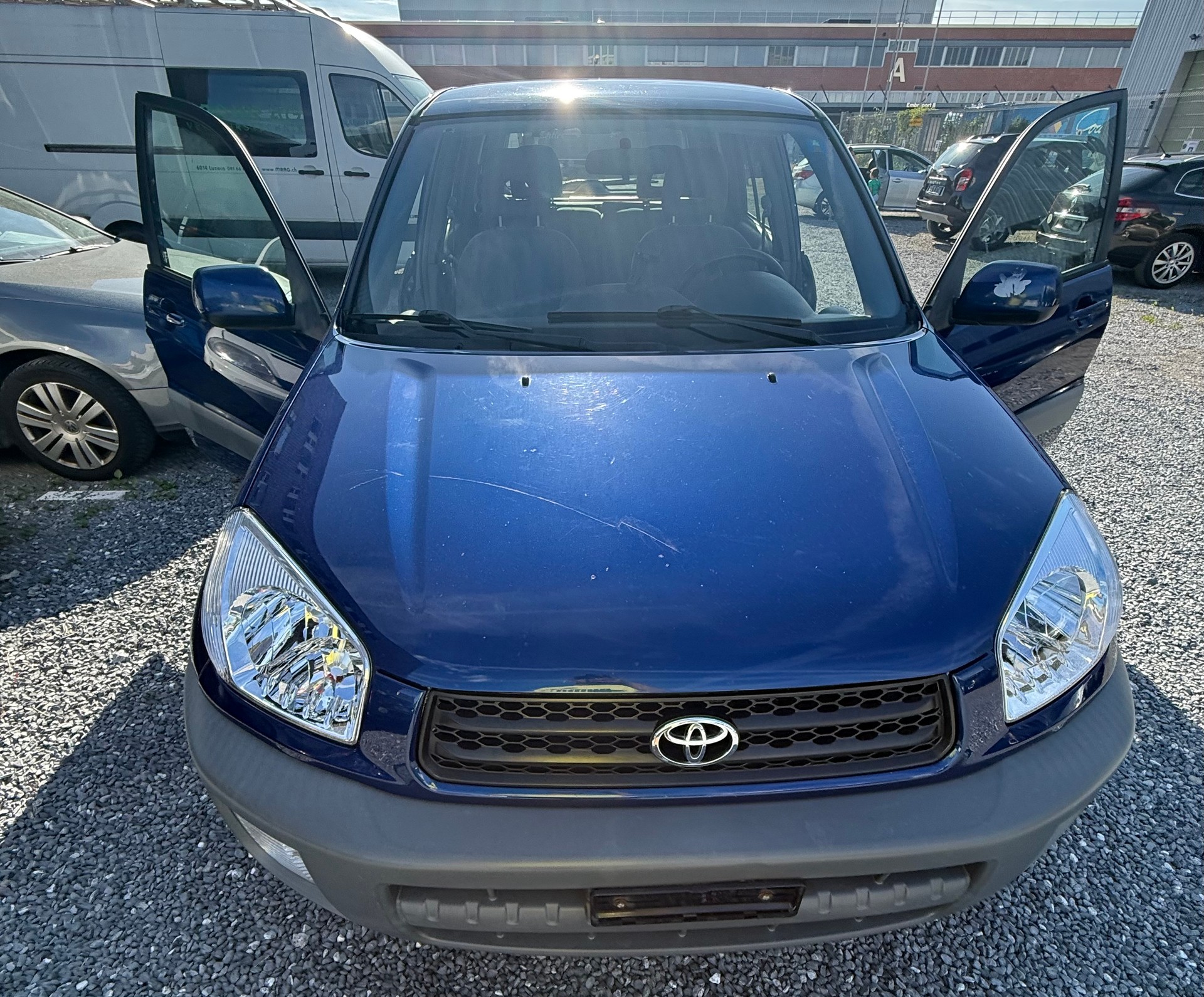 TOYOTA 2.0i-16V Linea Terra-image-1