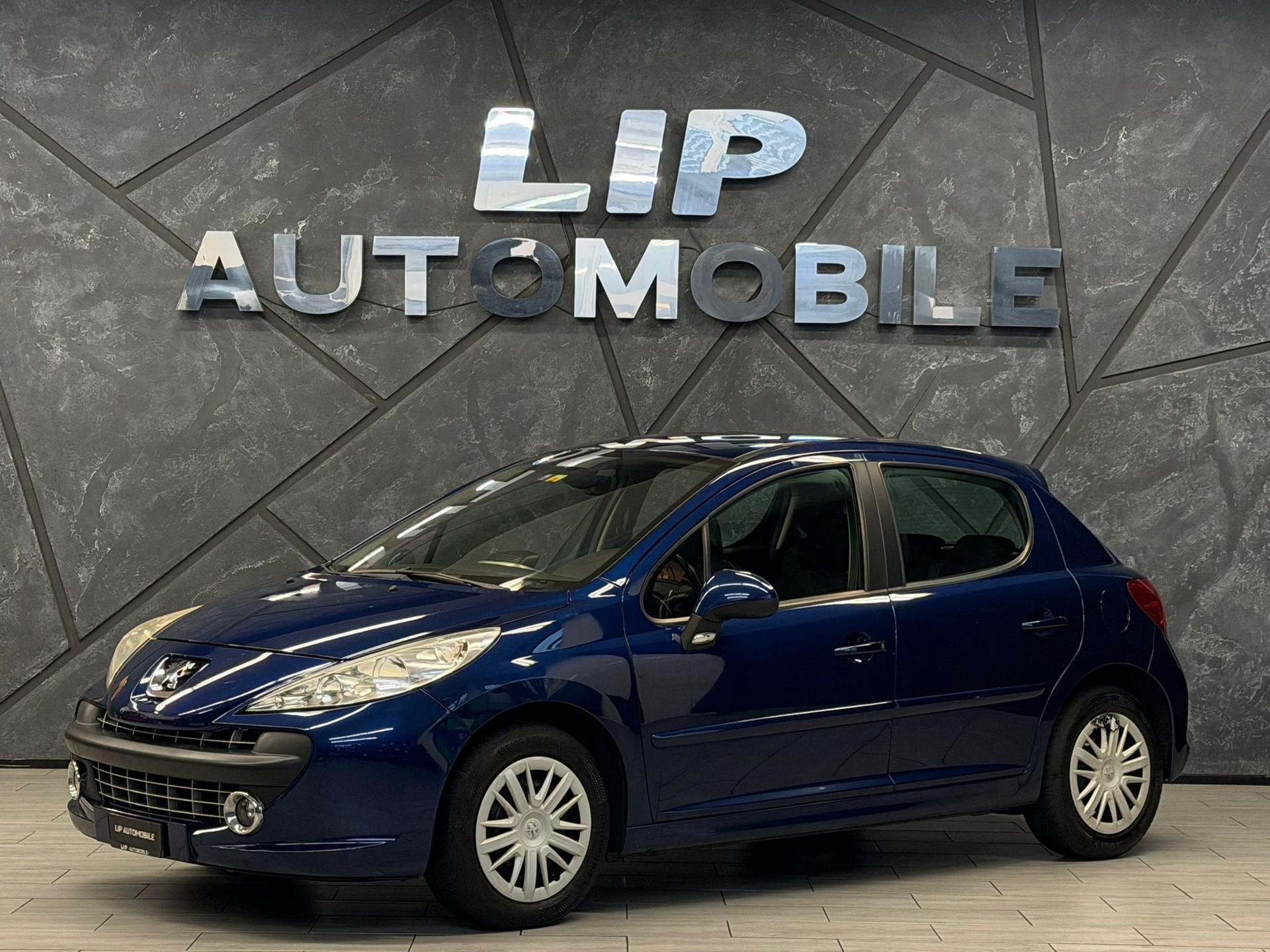 PEUGEOT 207 1.6 16V XT-image-0