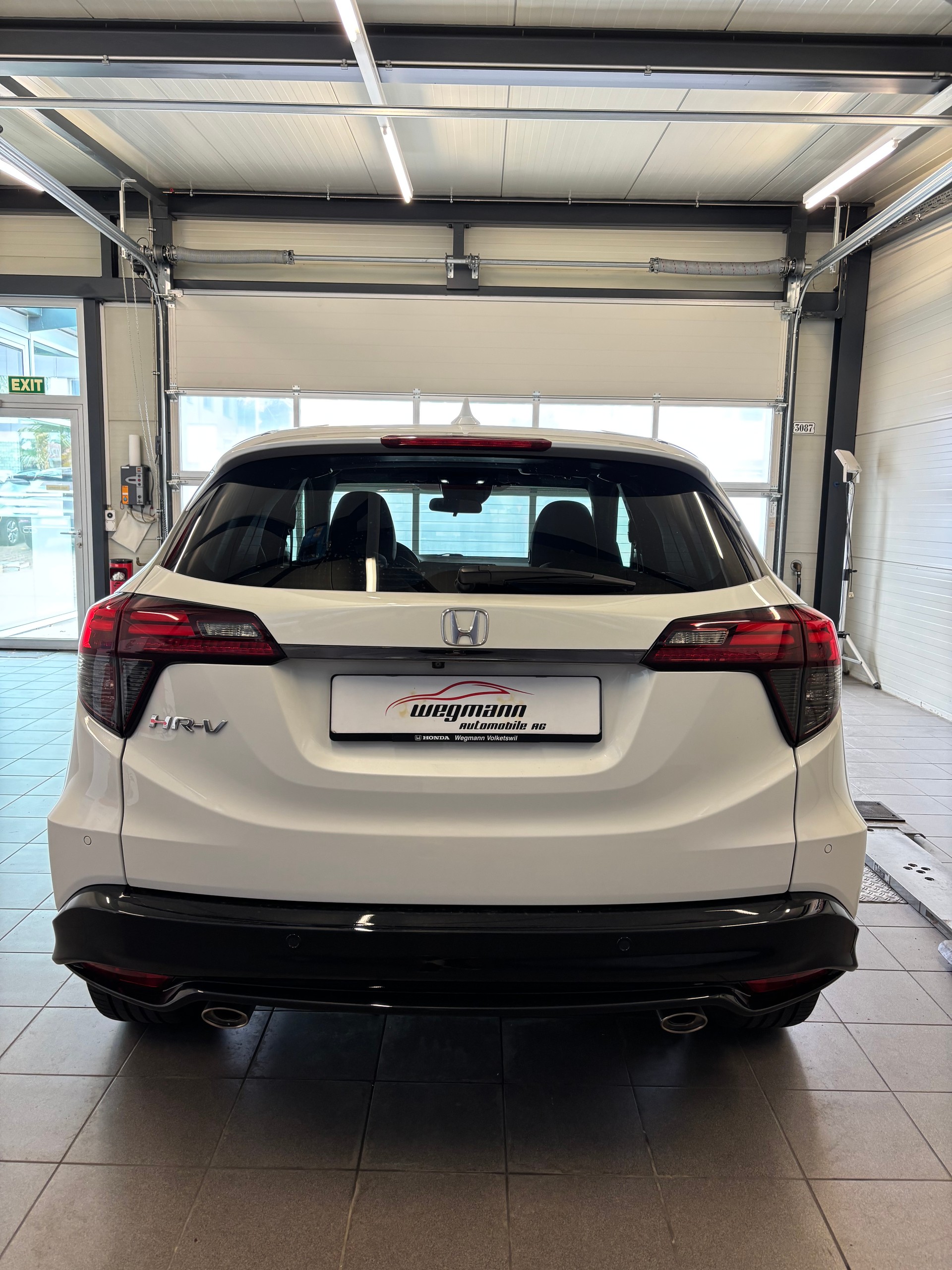 HONDA HR-V 1.5i-VTEC Turbo CVT-image-4