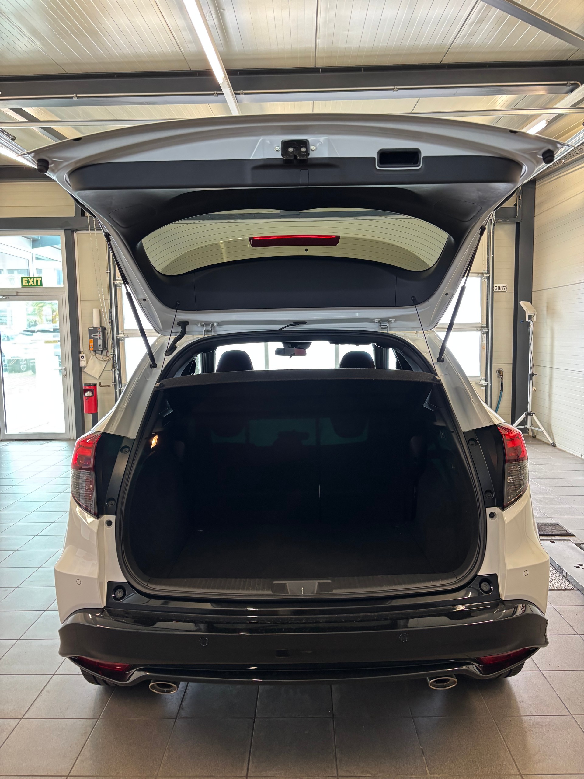 HONDA HR-V 1.5i-VTEC Turbo CVT-image-13