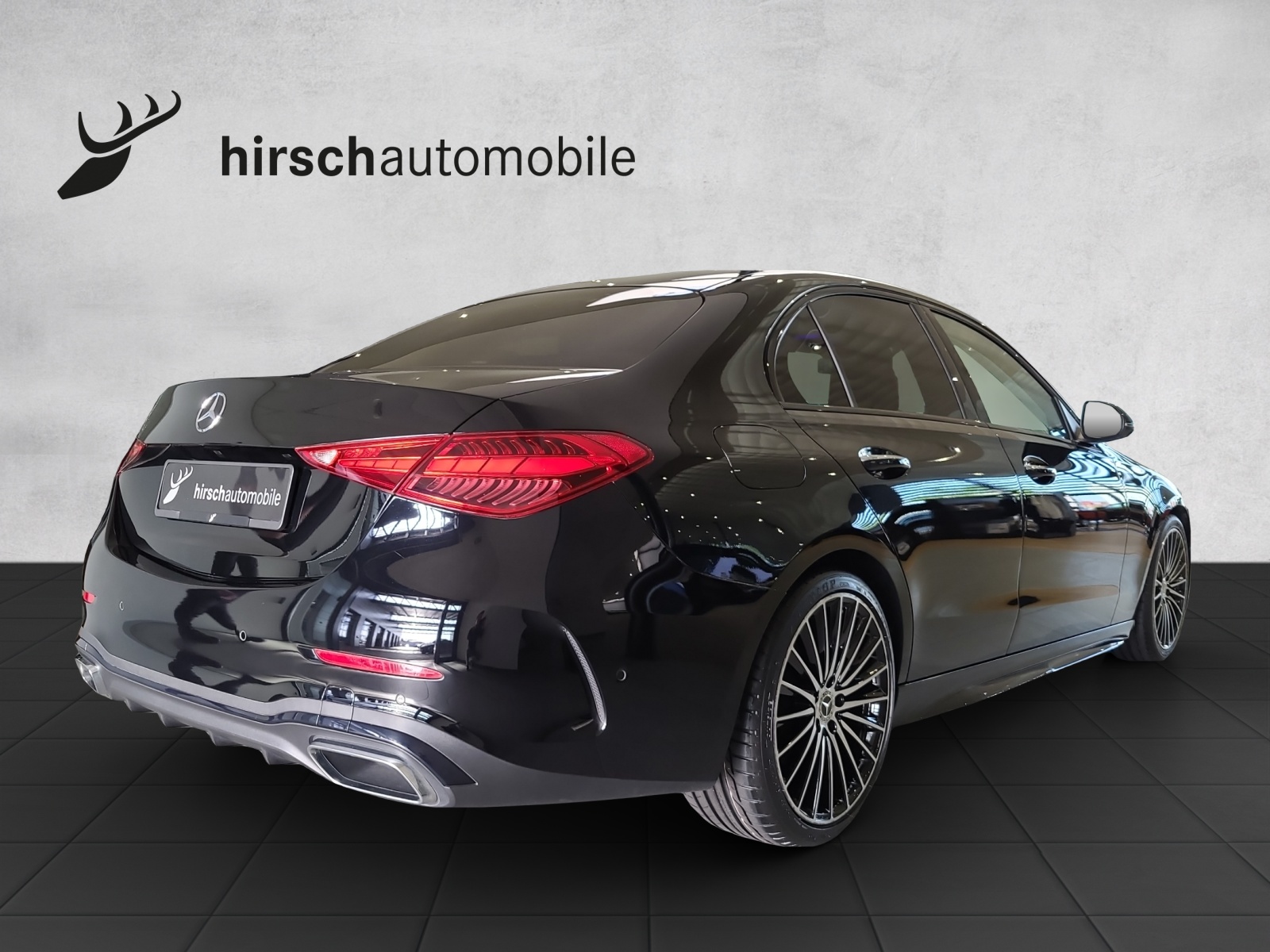 MERCEDES-BENZ C 200 4Matic AMG Line-image-3