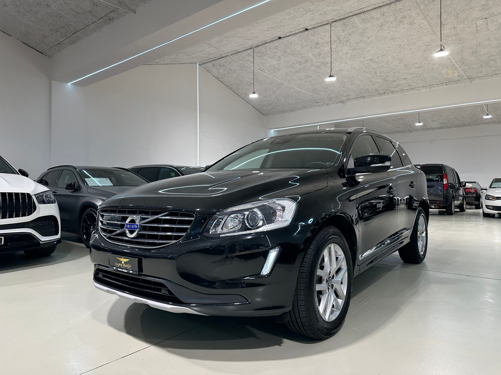 VOLVO XC60 T5 AWD Summum Geartronic-image-2